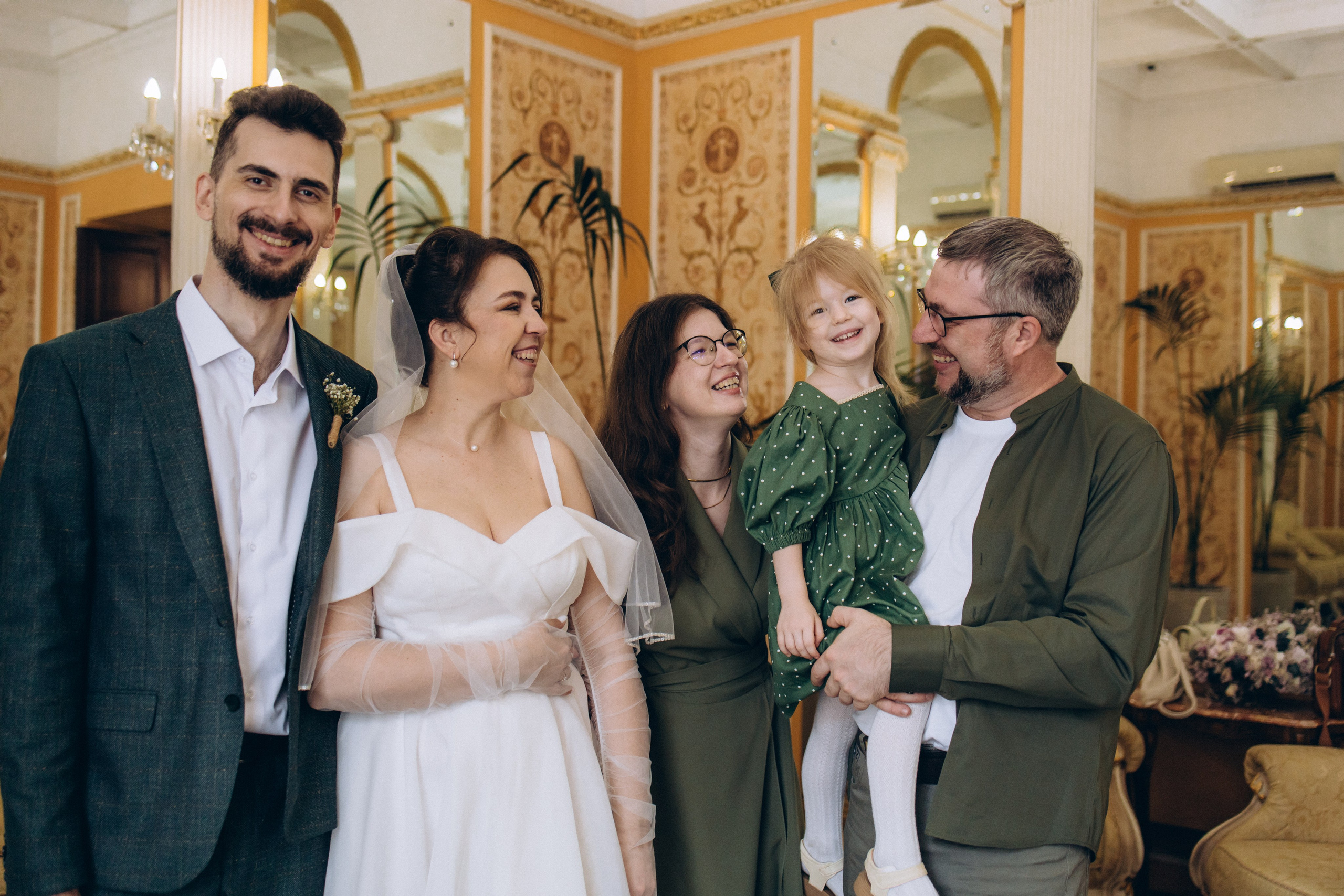 Свадебная фотосессия ЗАГС № 1 Москва. Семейный фотограф в Москве, Щелково, Фрязино _ Виктория Степанова