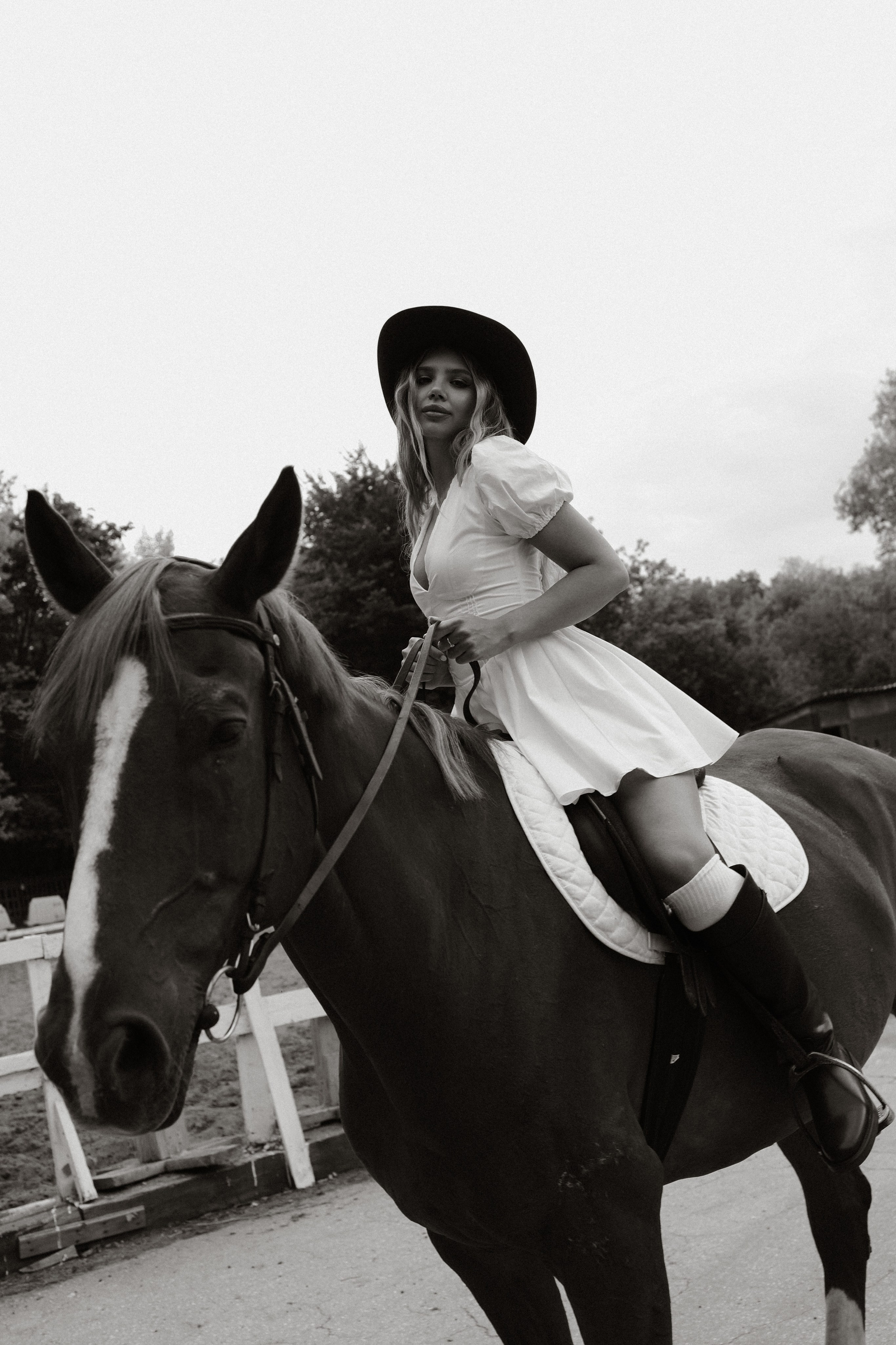 Александра | Прогулка с лошадью. Iva_lia