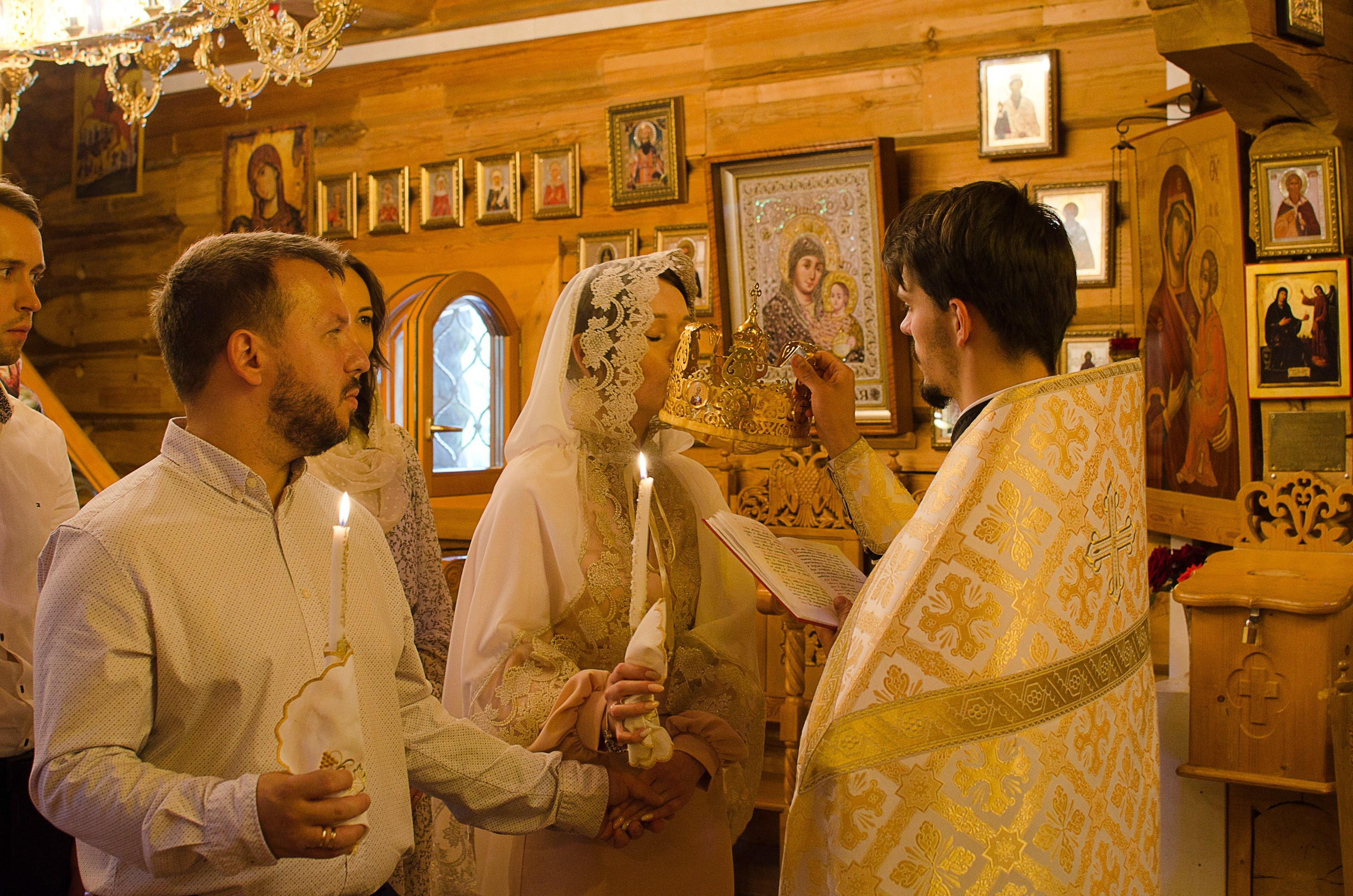 Венчание, таинство венчания. Семейный и детский фотограф в Санкт-Петербурге Баландина Татьяна