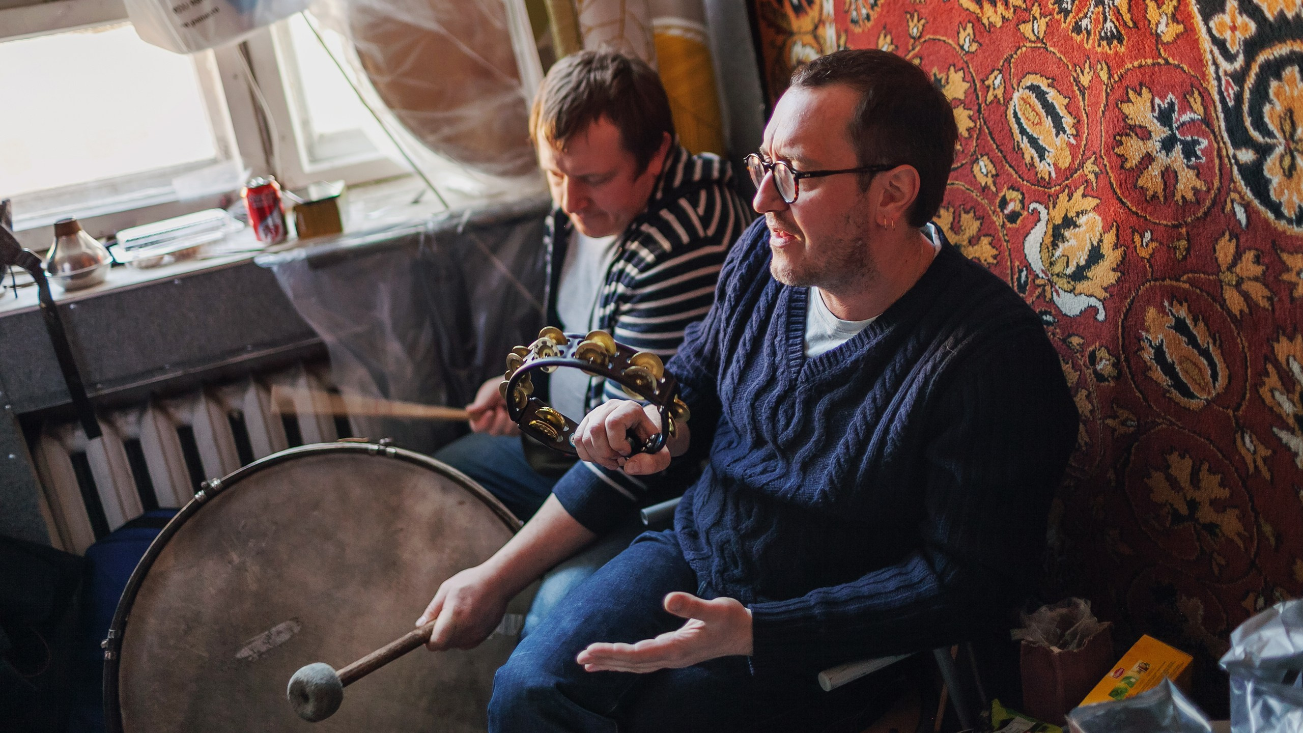 музыканты, группа на репетиции, группировка