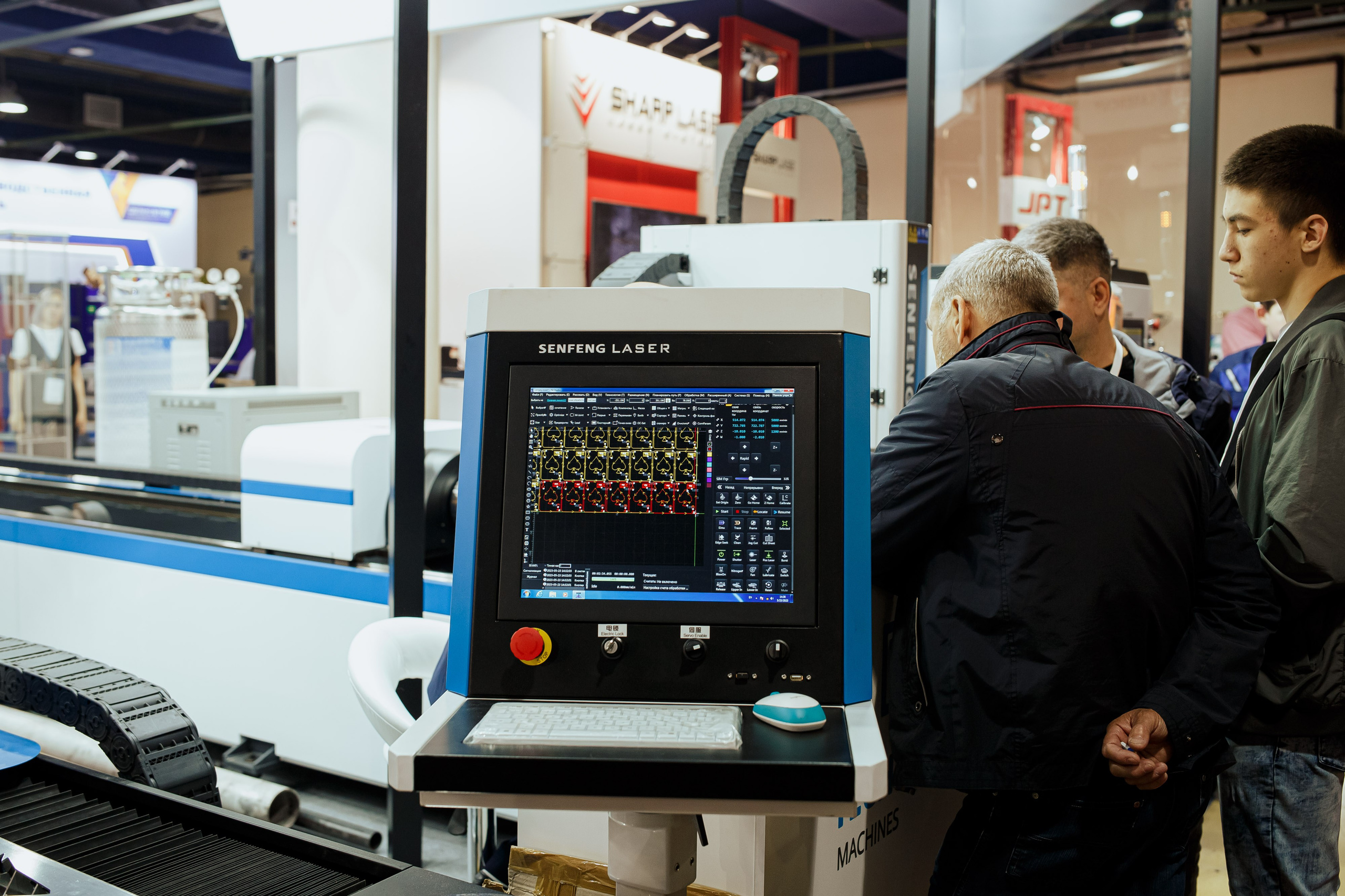 Technograv_Выставка_Металлообработка_ ЭКСПОЦЕНТР. Репортажный (клубный) фотограф в Москве