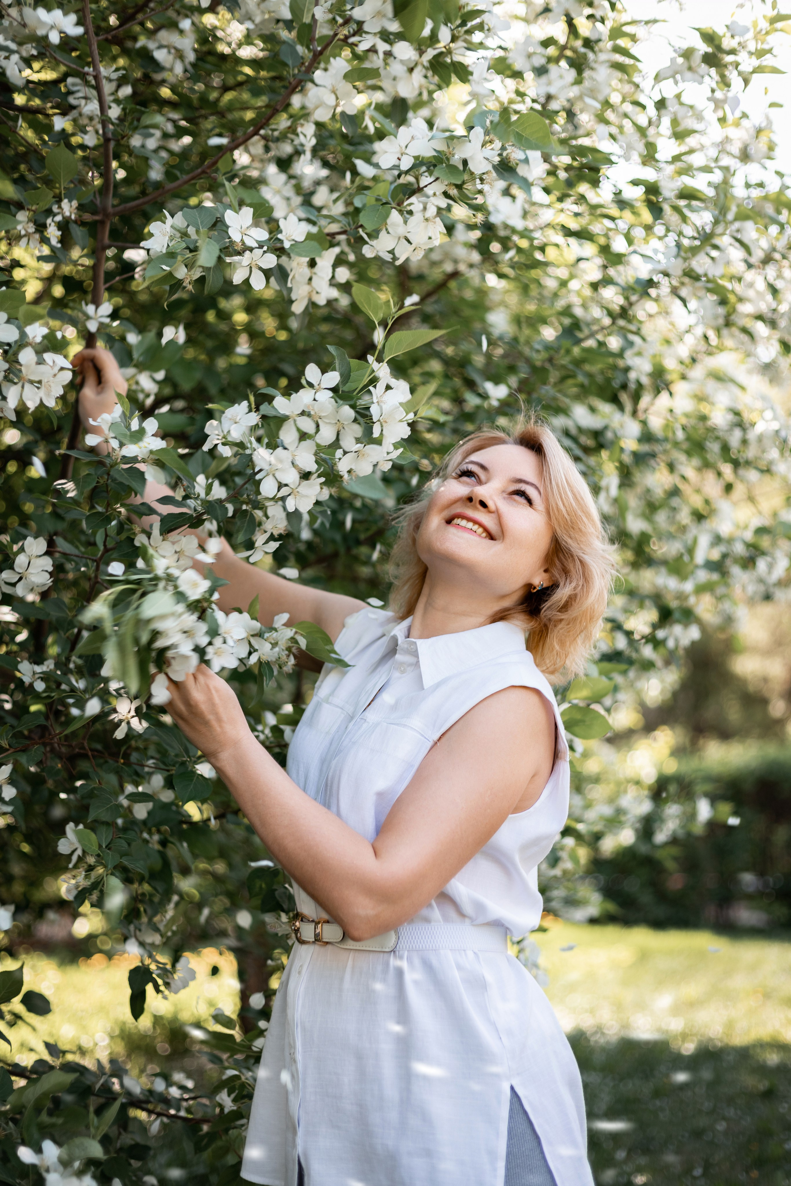 Цветение яблони 2023. Фотограф Пермь. Свадьбы. Семья и дети, школа, д. сад. Фотокниги