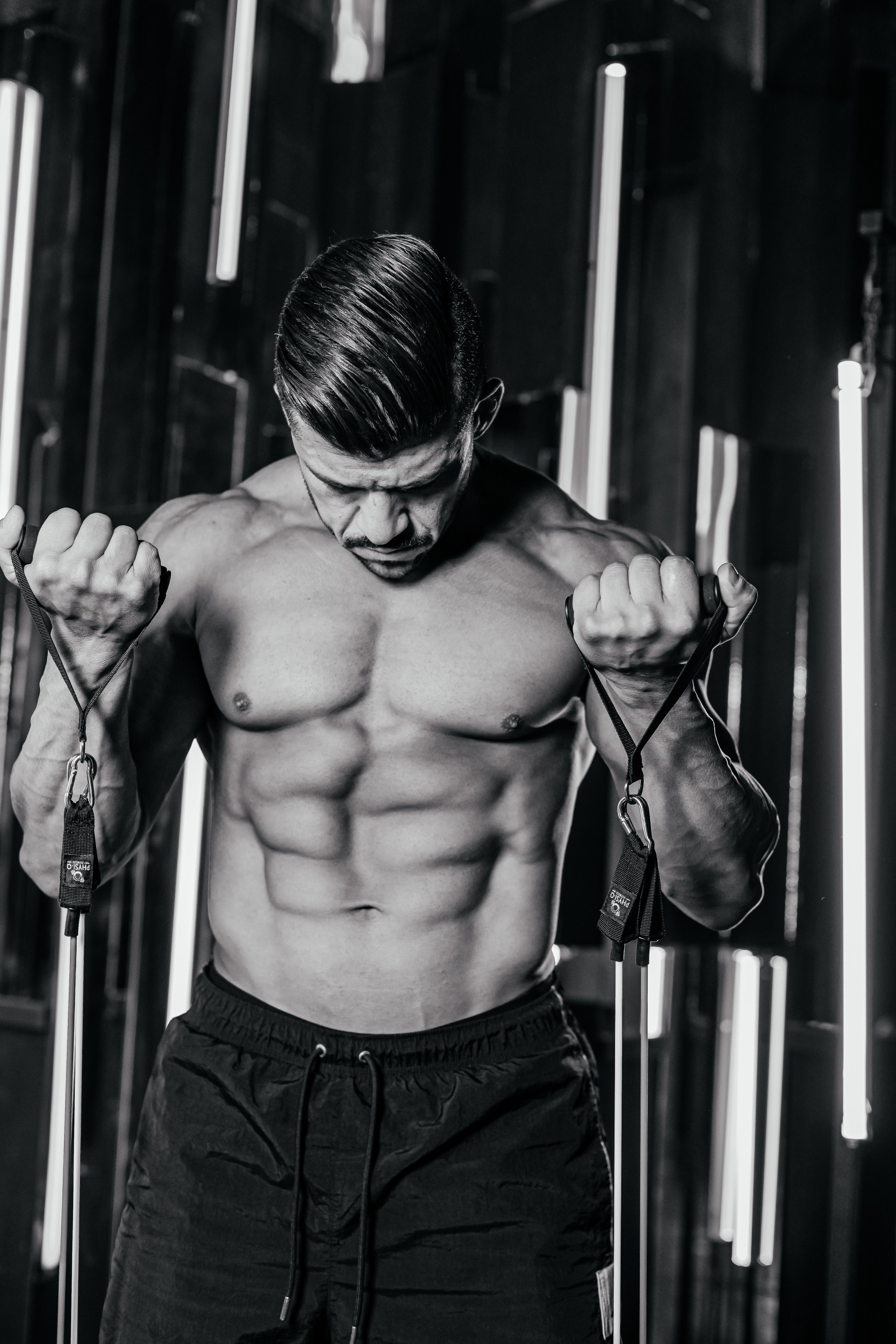 Мужская сила и элегантность: спортивная фотосессия в стиле урбан. Свадебный фотограф в Москве