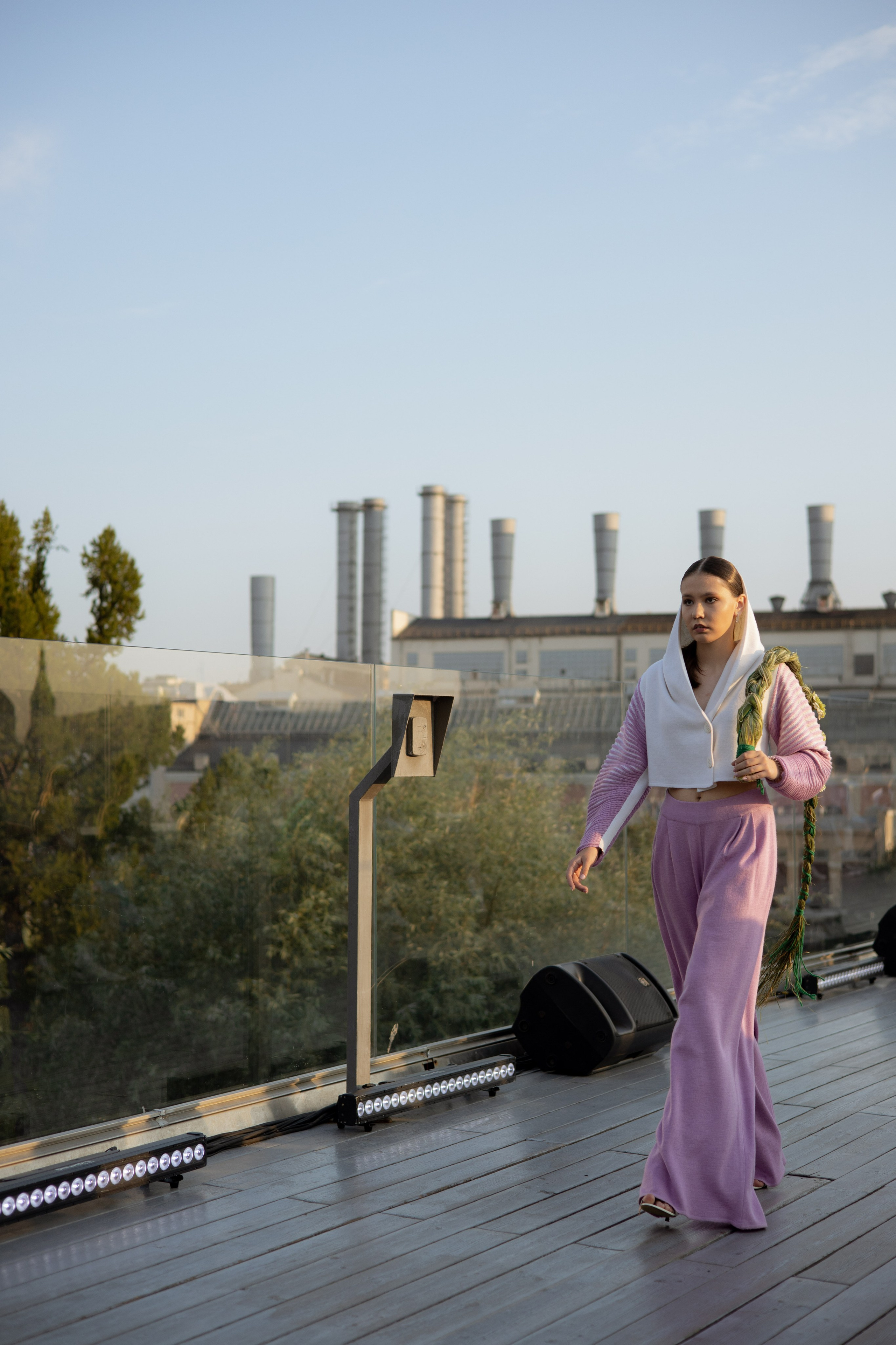 Модный показ. Парящий мост. Оформление свадеб, декор свадеб Вера Маркова, Москва