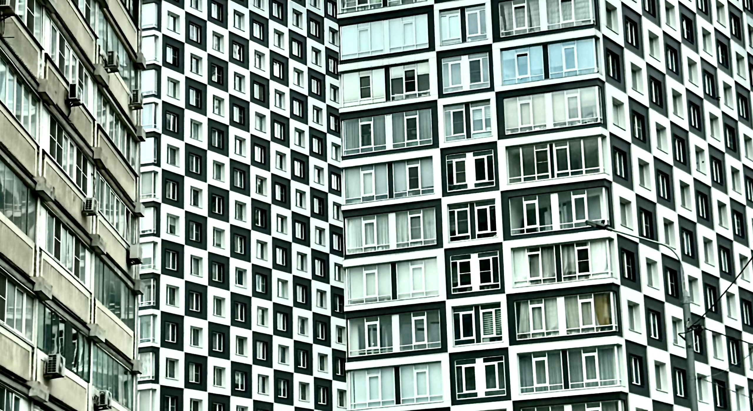 Храмы и здания. Фотограф и художник в Москве Евгения Нюнина