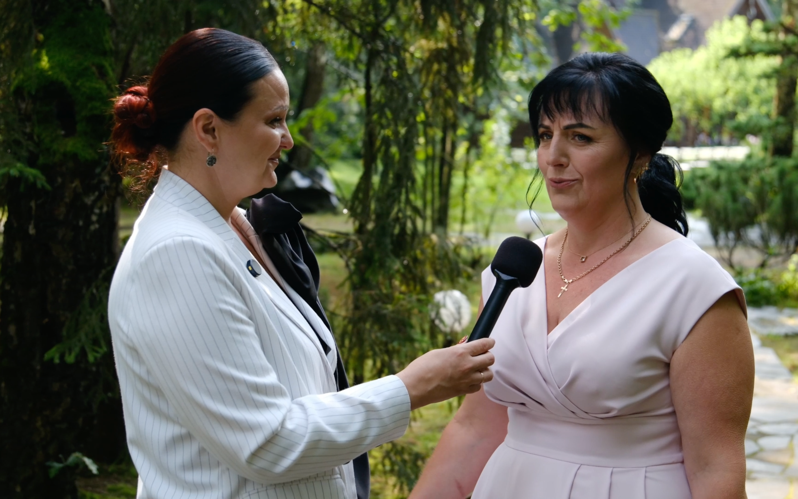 Свадебное SDE интервью на Лесной поляне. Репортажный видеограф Илья Сухоносиик