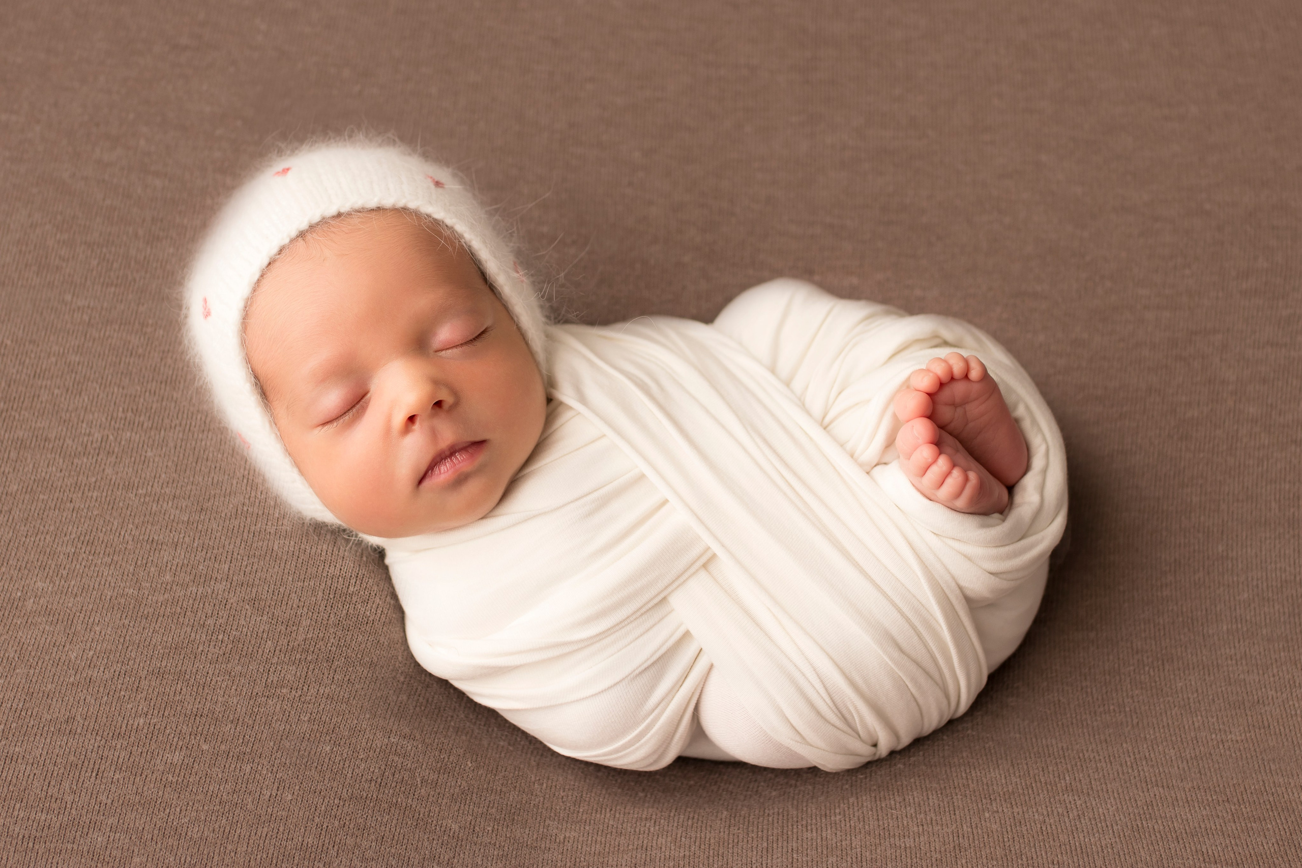 Красивые фотографии малышей у Вас дома. Фотограф новорождённых в Санкт-Петербурге Лилия Яковлева