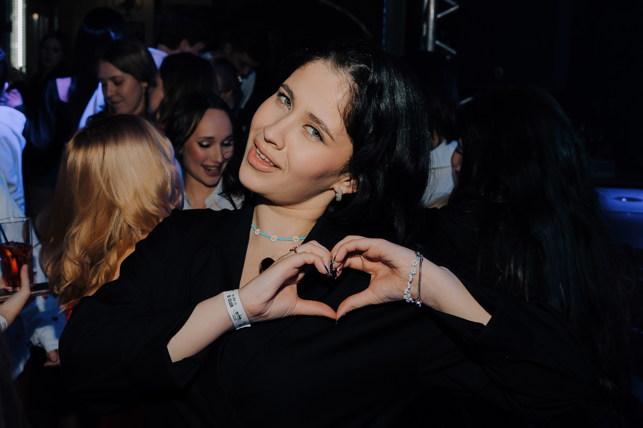 20 ЛЕТ МЕГАПОЛИС ЧЕЛЯБИНСК ХЕДЛАЙНЕР ЕЛКА. Репортажный фотограф Зуев Роман г. Челябинск