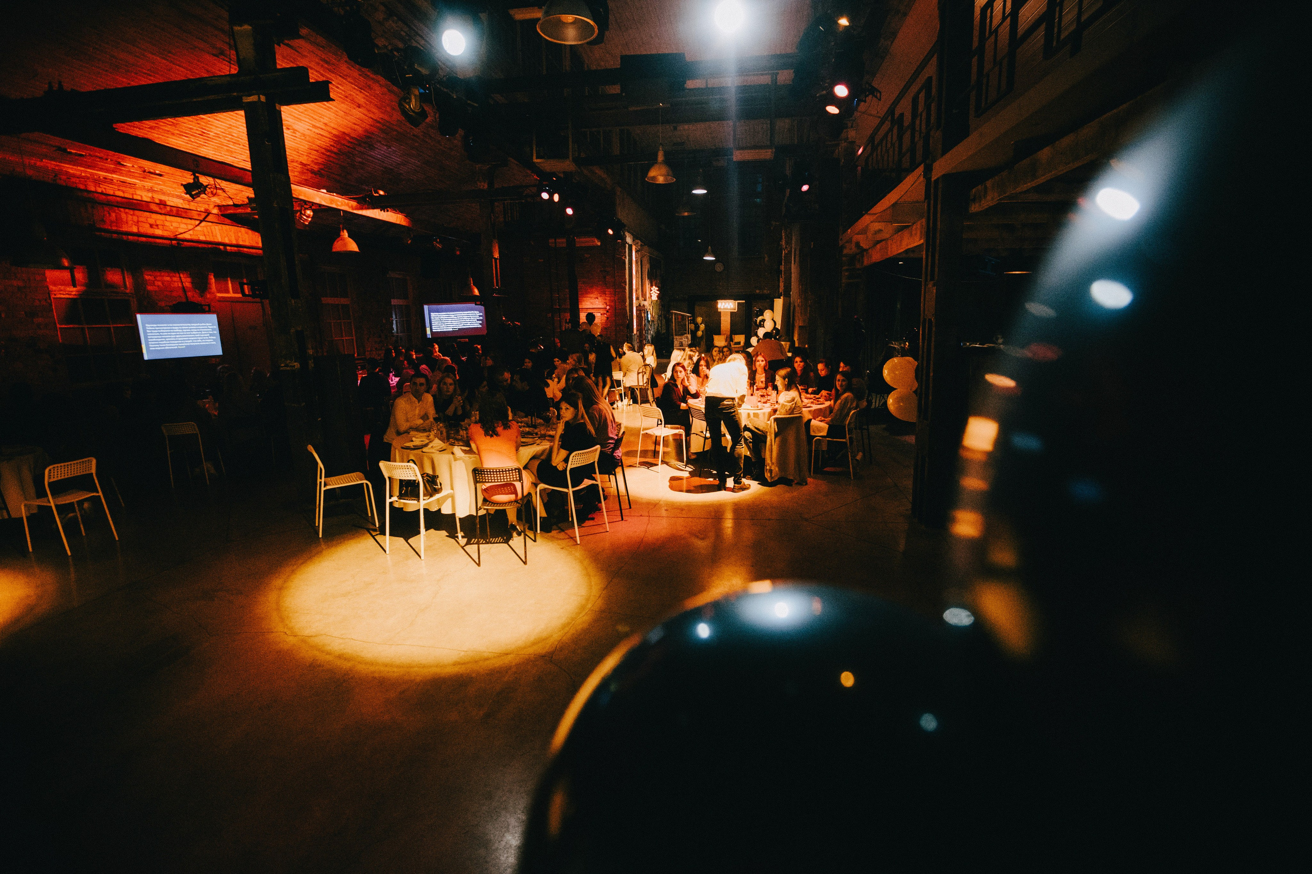 Корпоратив Райффайзен банка. АНДРЕЙ ШИРКАЛИН РЕПОРТАЖНЫЙ ФОТОГРАФ МОСКВА НА КОРПОРАТИВ, ДЕНЬ РОЖДЕНИЯ, БАНКЕТ, КОНФЕРЕНЦИЮ, ТИМБИЛДИНГ