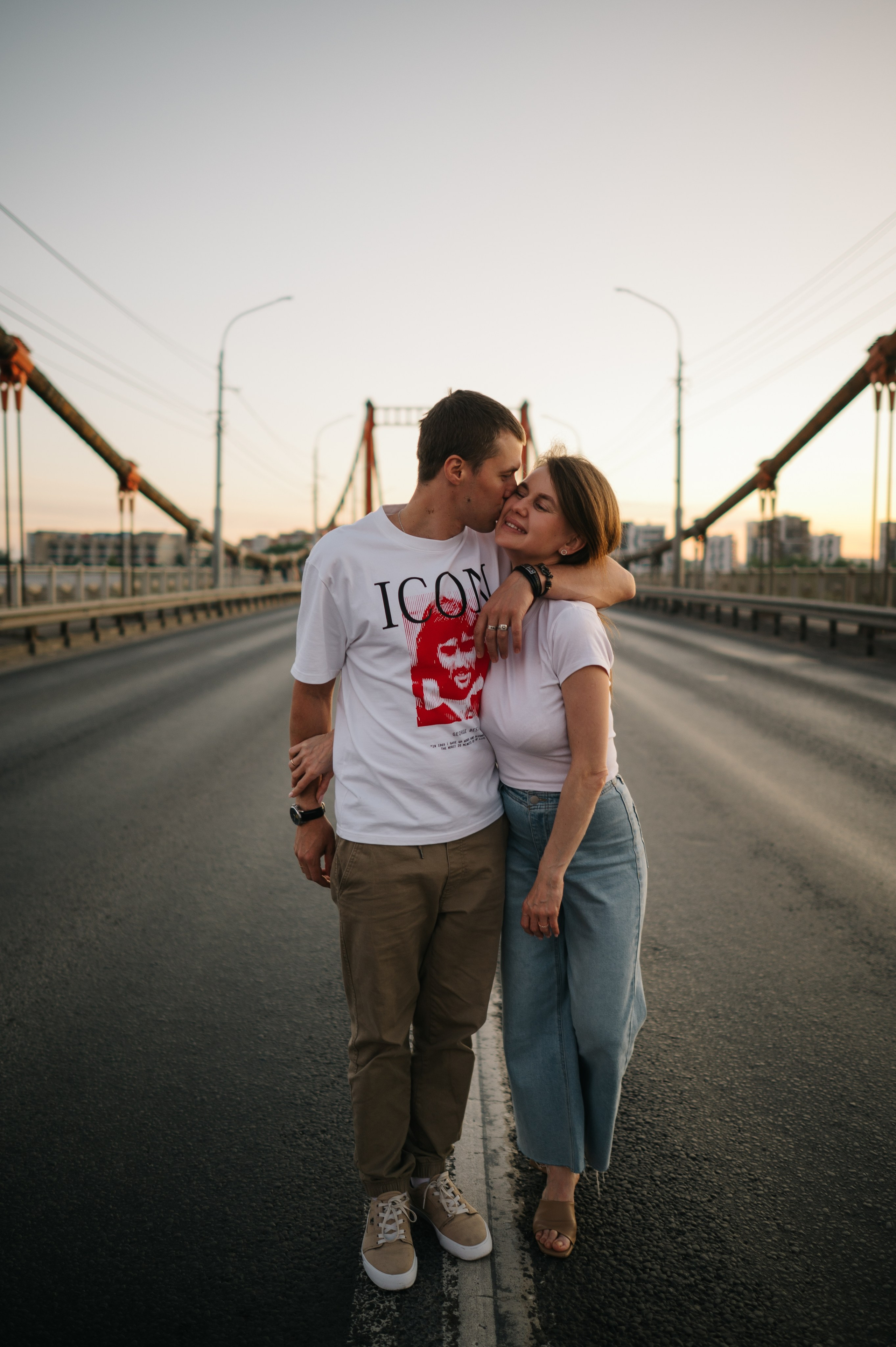 Любовь на мосту. Фотограф Архангельск