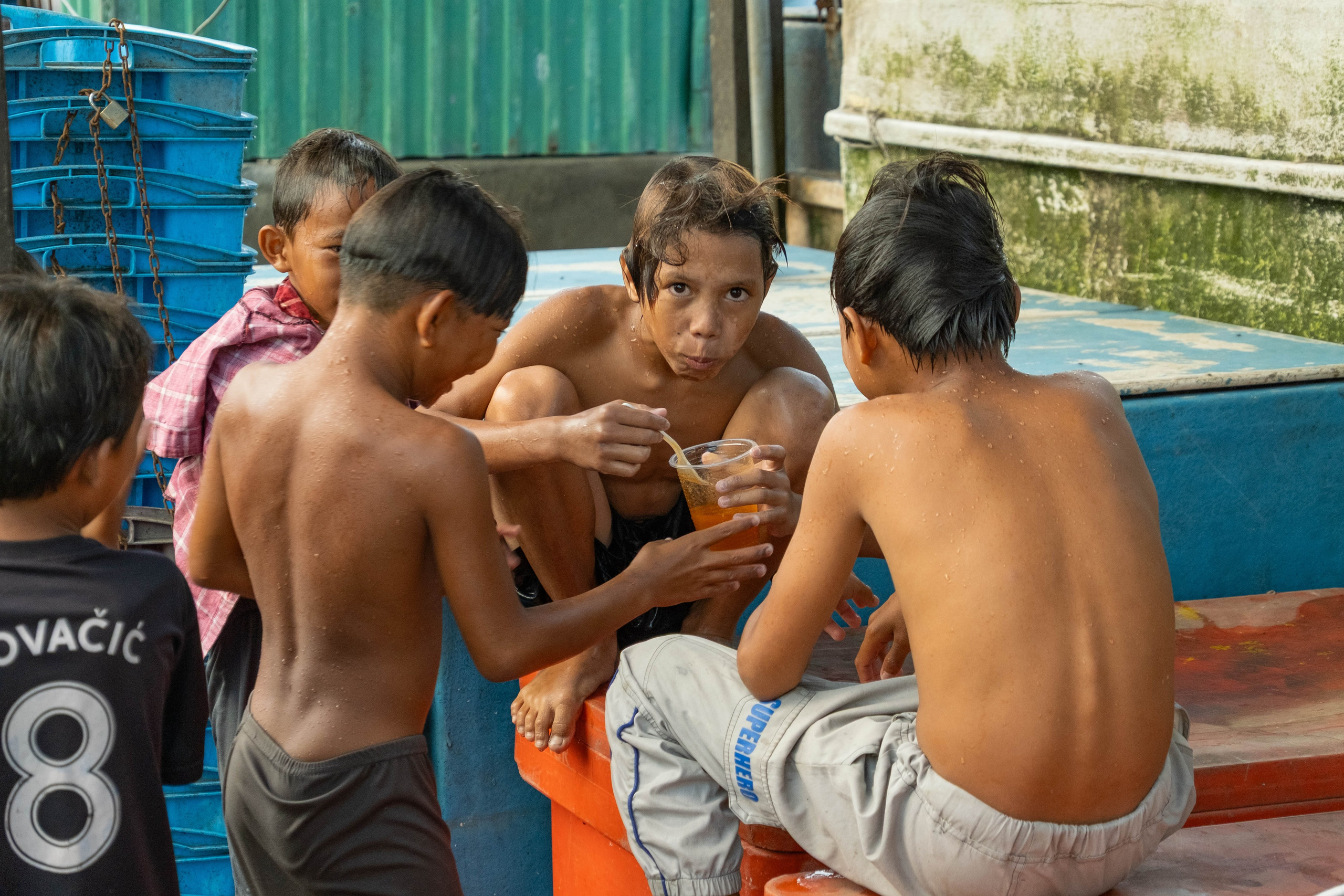 Остров Борнео, город Семпорна. Причал и рынок. Фотографии из путешествий