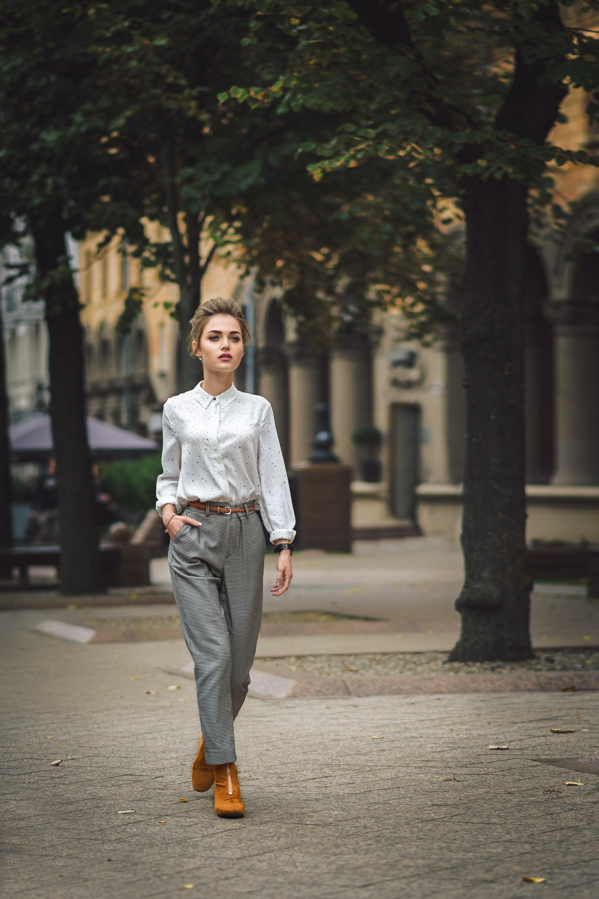 Фотосессия для знаменитости. Компания и фотошкола по созданию контента в Москве