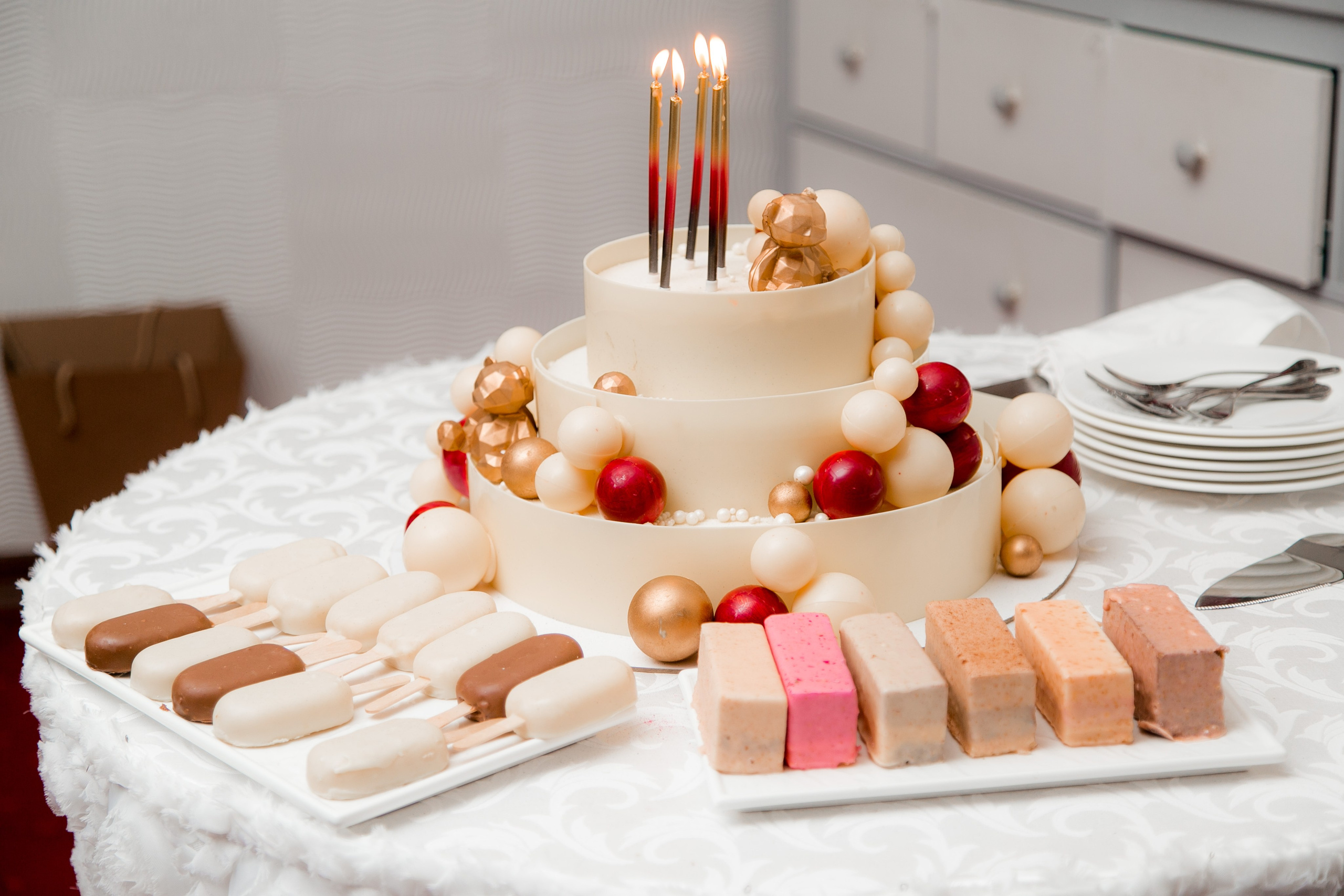 Фотосъемка детского Дня рождения Анечки. Репортажный фотограф Борис Геер