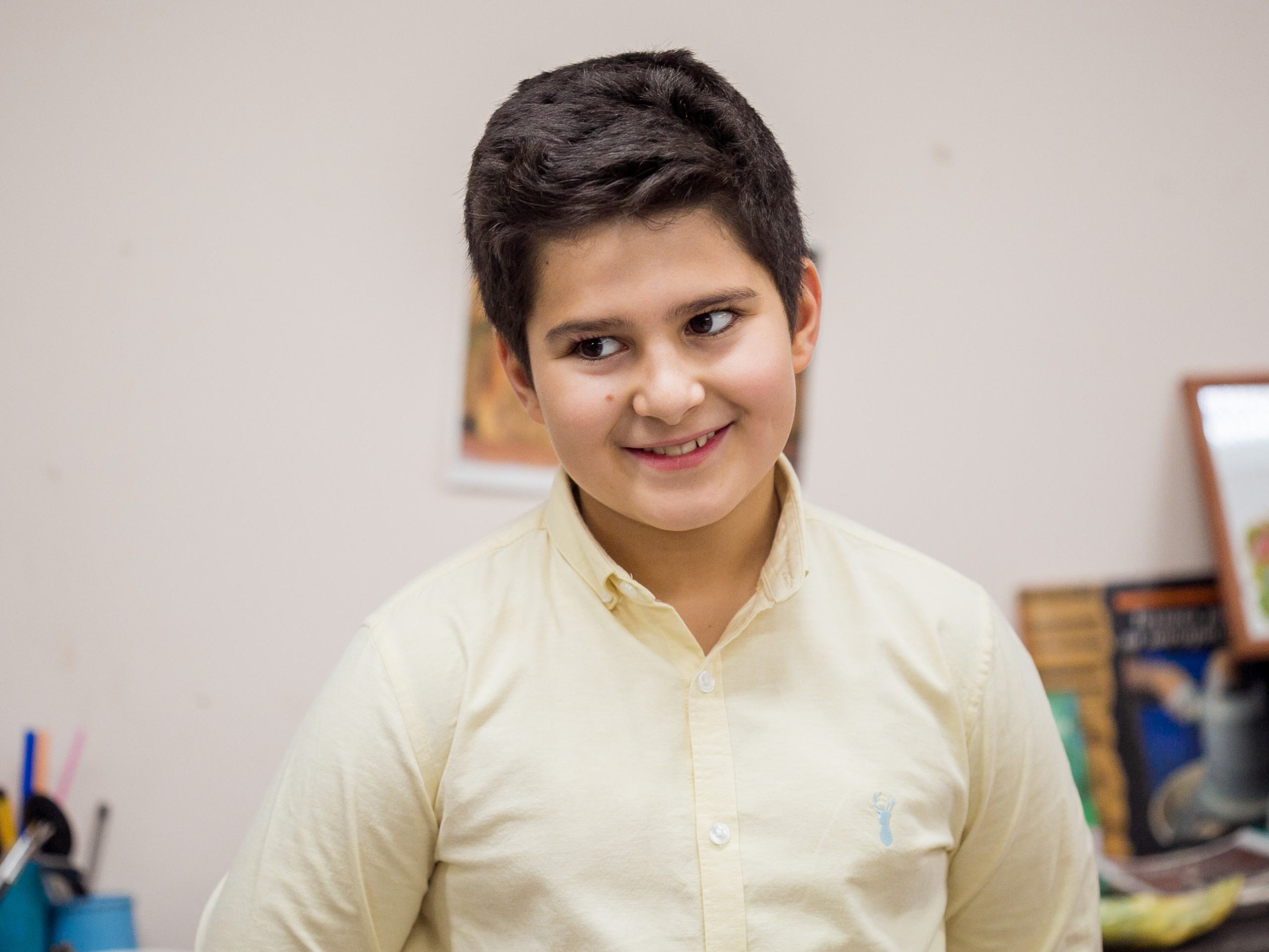 Школьники делают поделки к Новому году. Репортажный фотограф Борис Геер