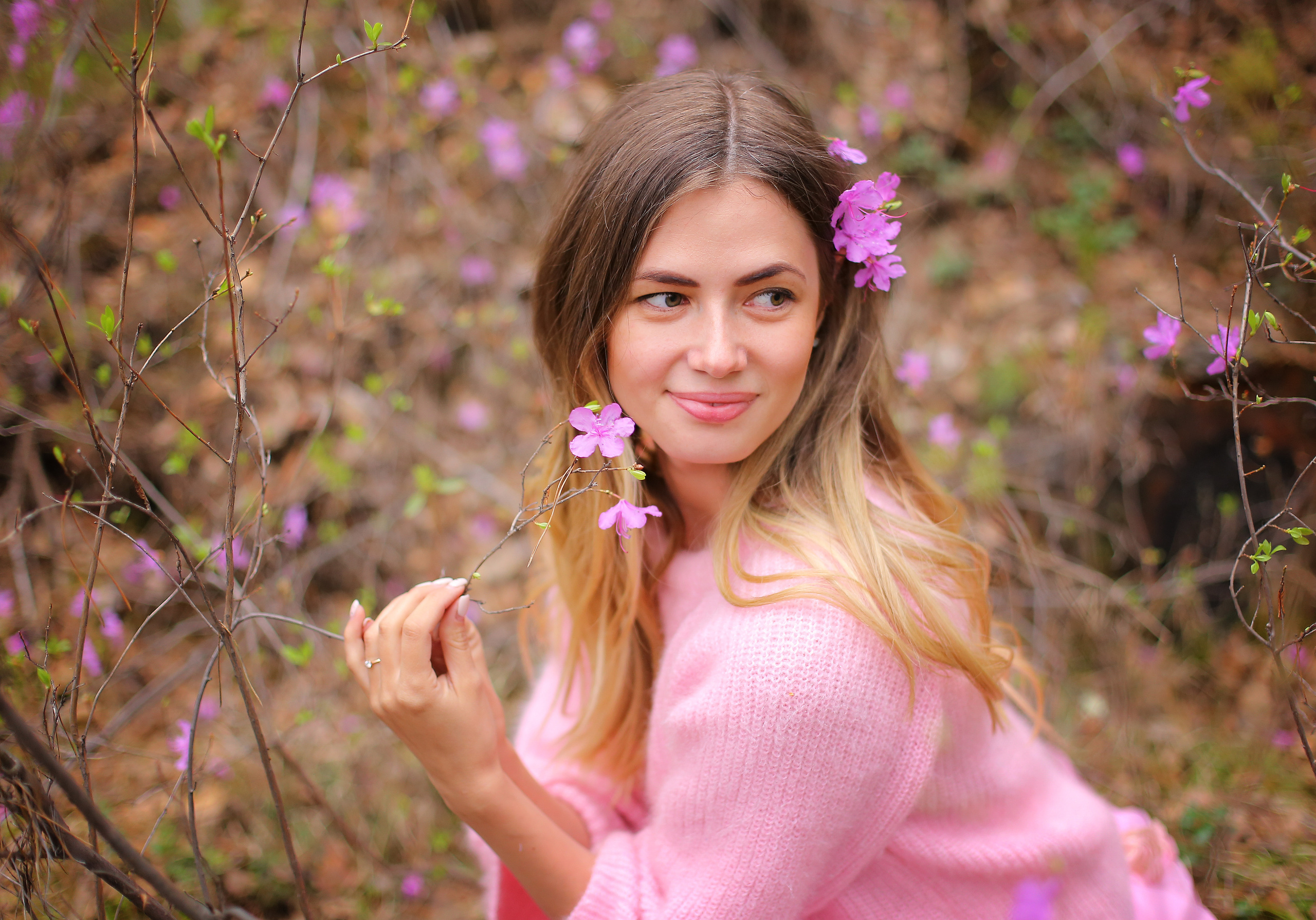 Юлия-Съёмка в багульнике. Семейный и детский фотограф Иркутск Толстикова Наталья