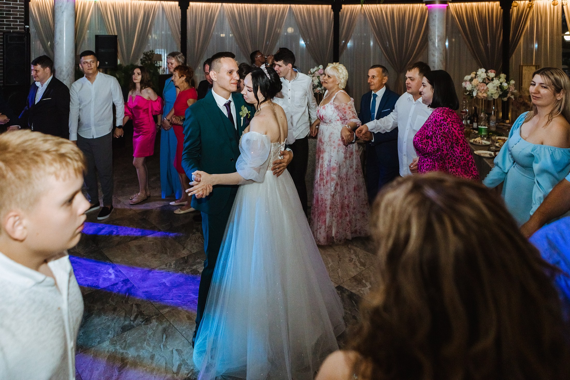 Александр и Ольга. Фотографы в городе Волгограде — Людмила Агеева и Алексей Околелов