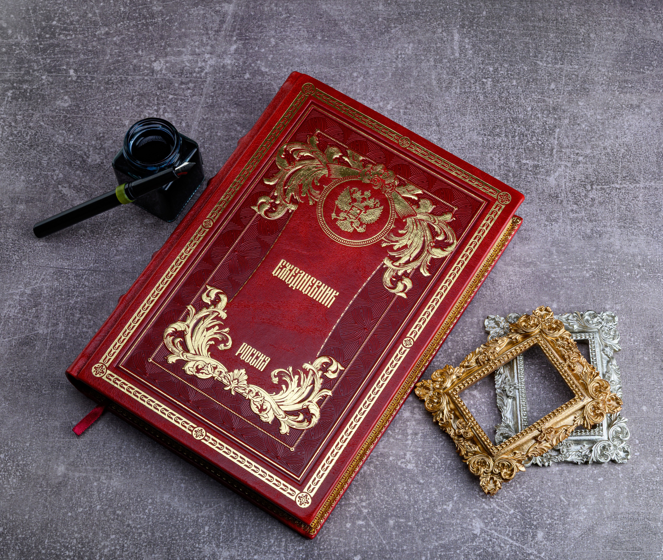 Предметная, рекламная фотосъёмка книг, ежедневников. Студия Елены Богдан