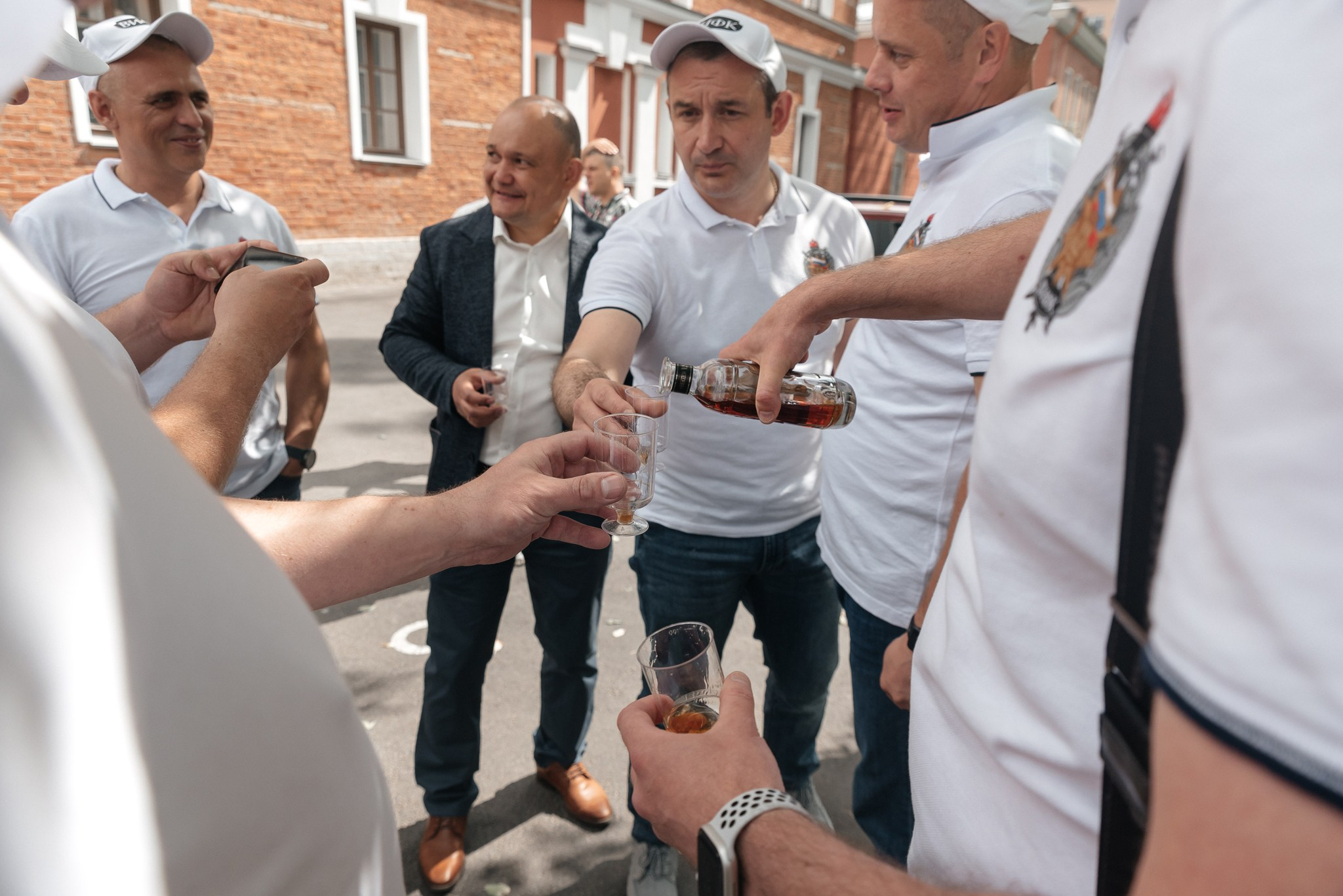 Встреча выпускников, выпуск 2001 г. Свадебный и семейный фотограф из Санкт-Петербурга Климов Анатолий