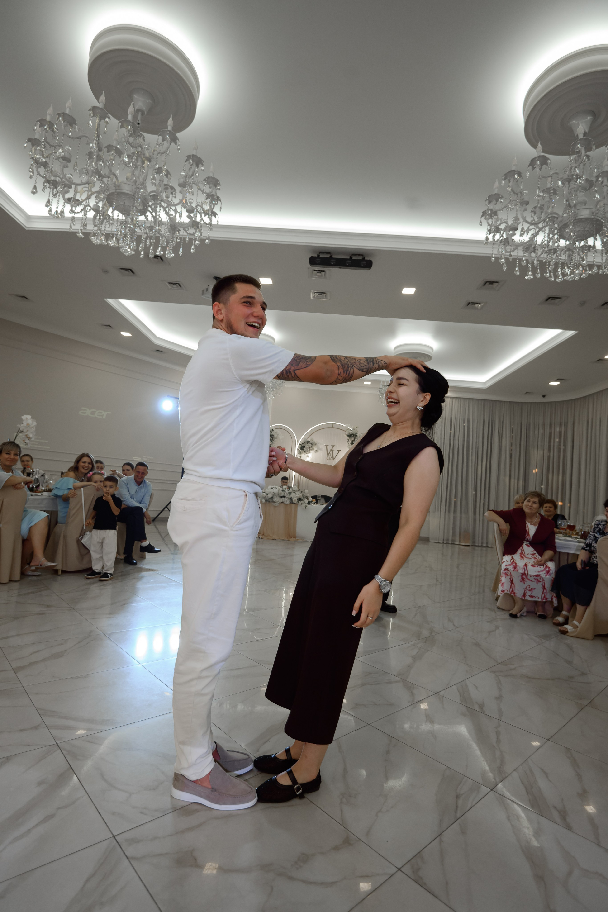 В + В. Свадебный фотограф в г. Астрахань. Так же выезжаю в другие города