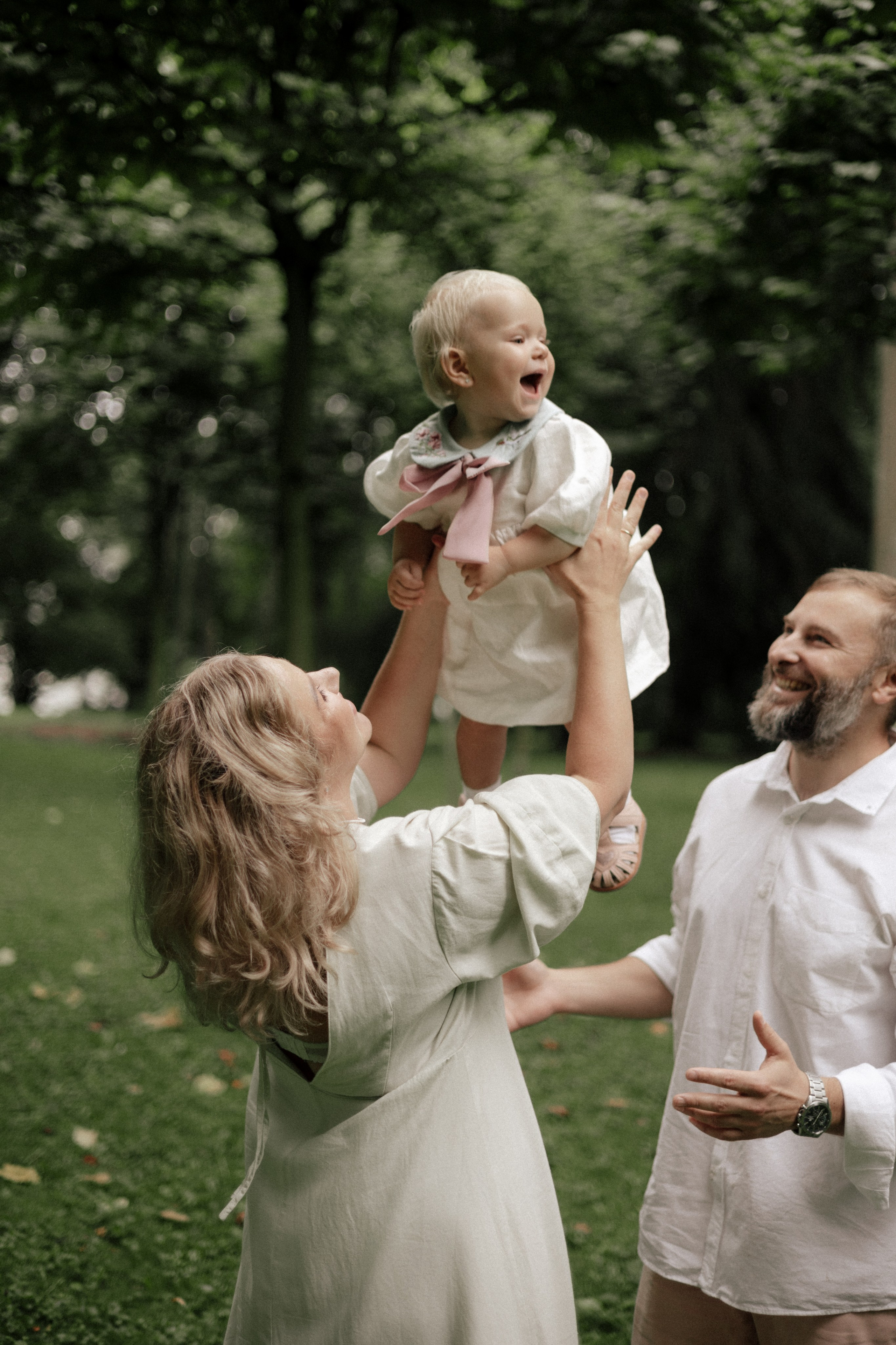 Семейная фотосессия в Оставьевском парке. Свадебный и портретный фотограф в Москве Анастасия Масюк