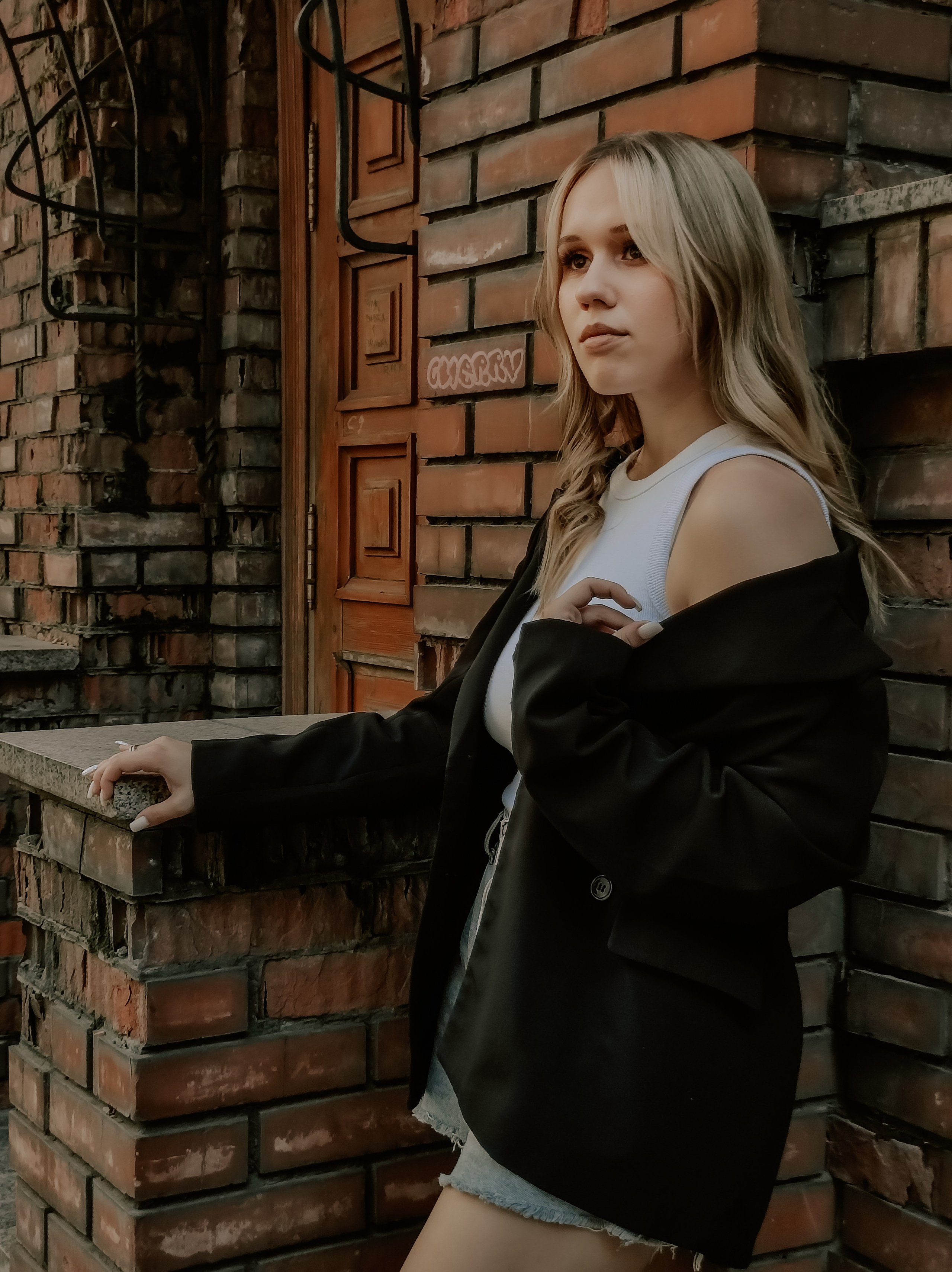 Юлия. Мобильная съёмка. Фотограф Регина Крикунова г. Красноярск