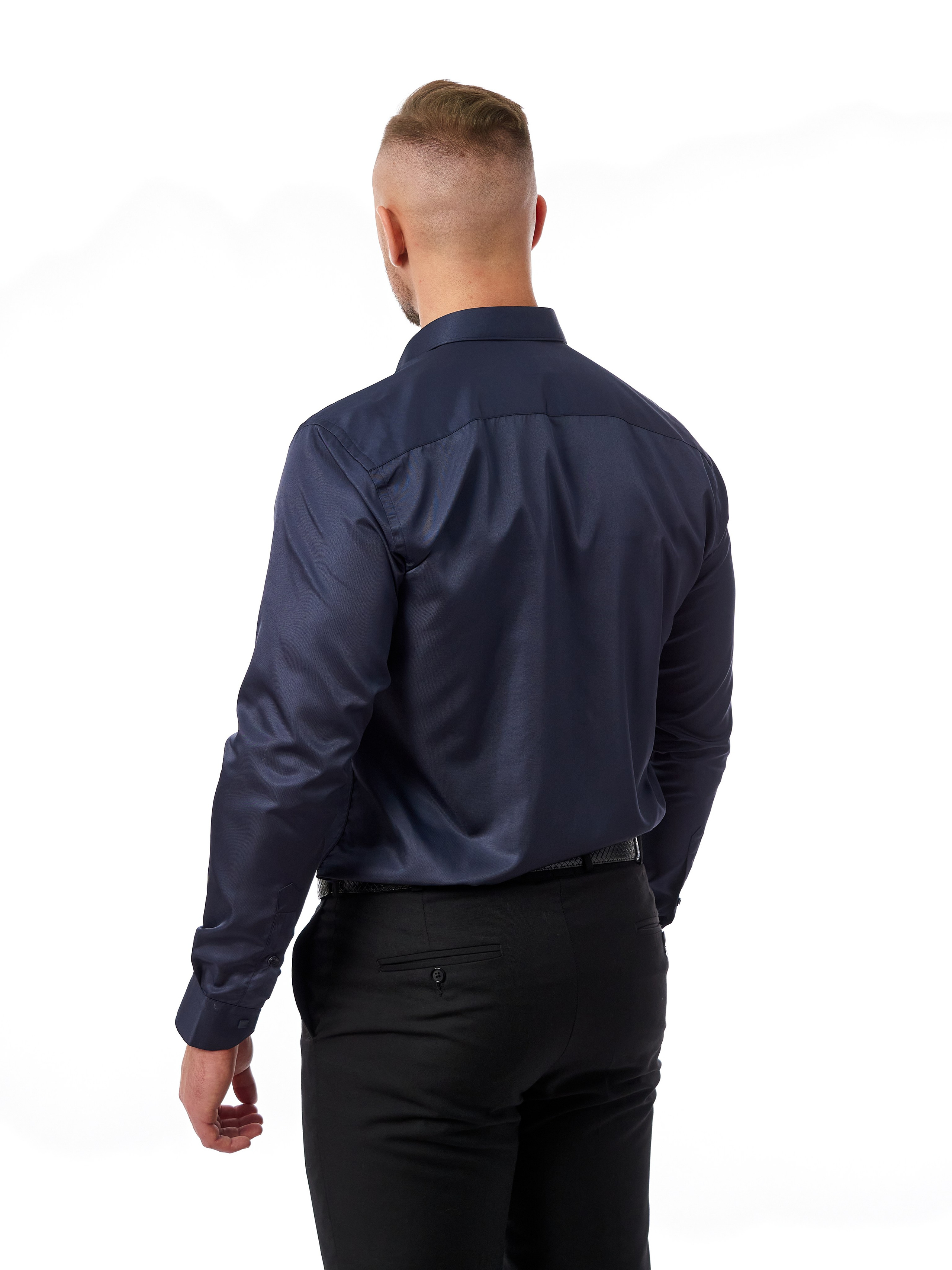 Классические рубашки. Каталожный предметный фотограф