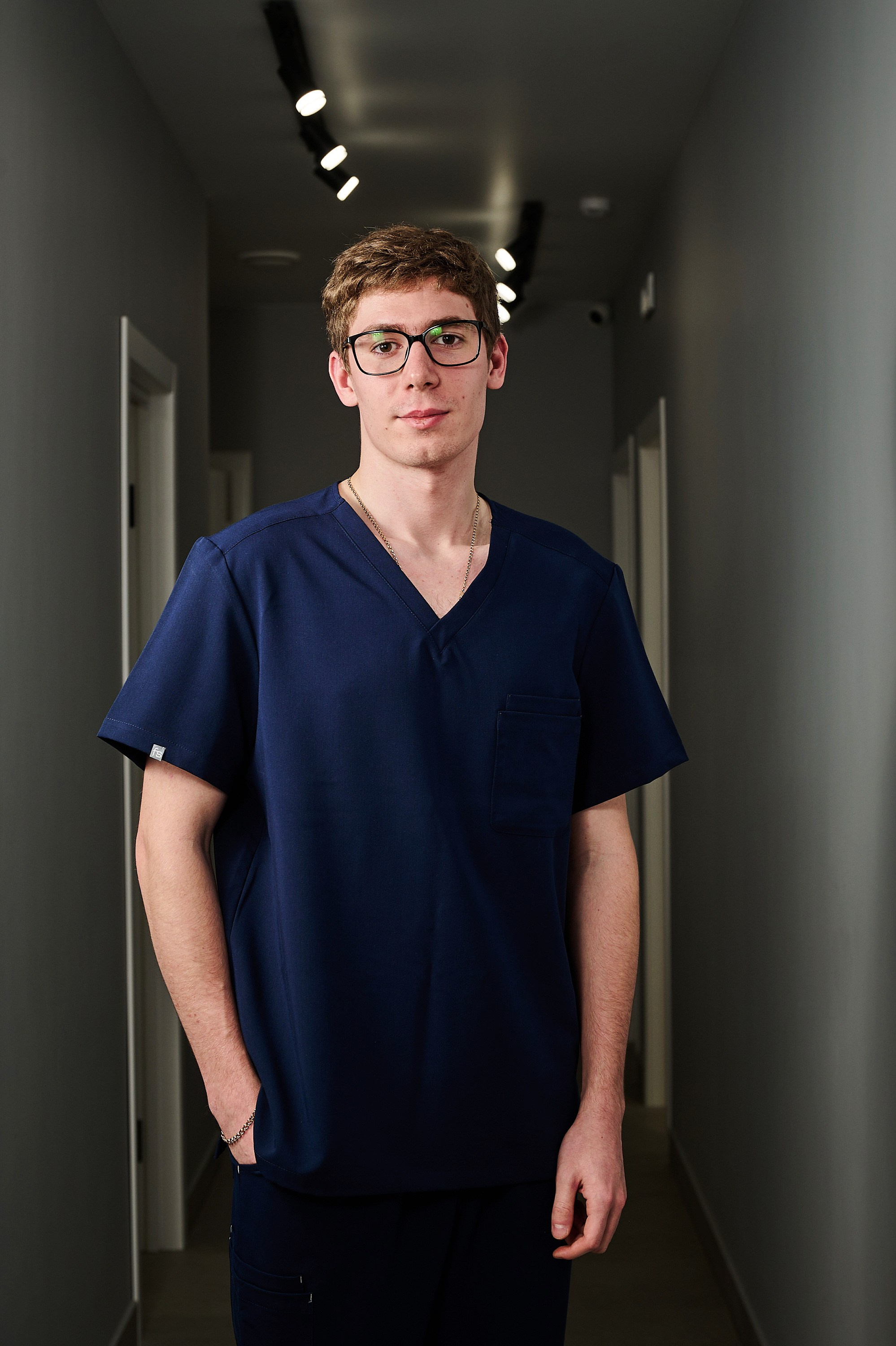 Бизнес-портрет, коллективы, профессии. Выпускные альбомы. Предметная и контент съёмка. Фотостудия Klass