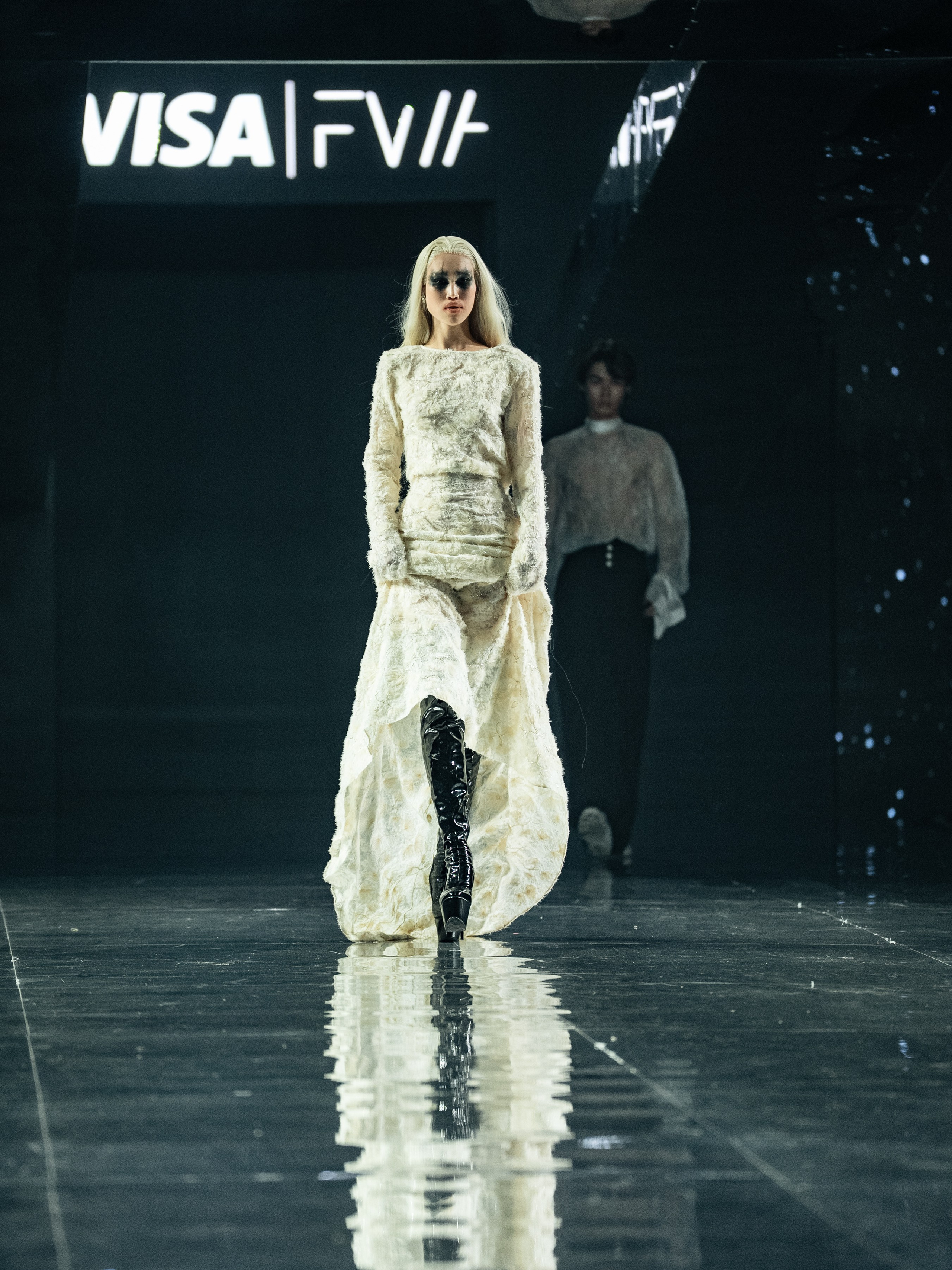 Visa Fashion Week YESYES. Сайт Алматинского НЮ АРТ, будуар и фэшн фотографа Дениса Карпенко
