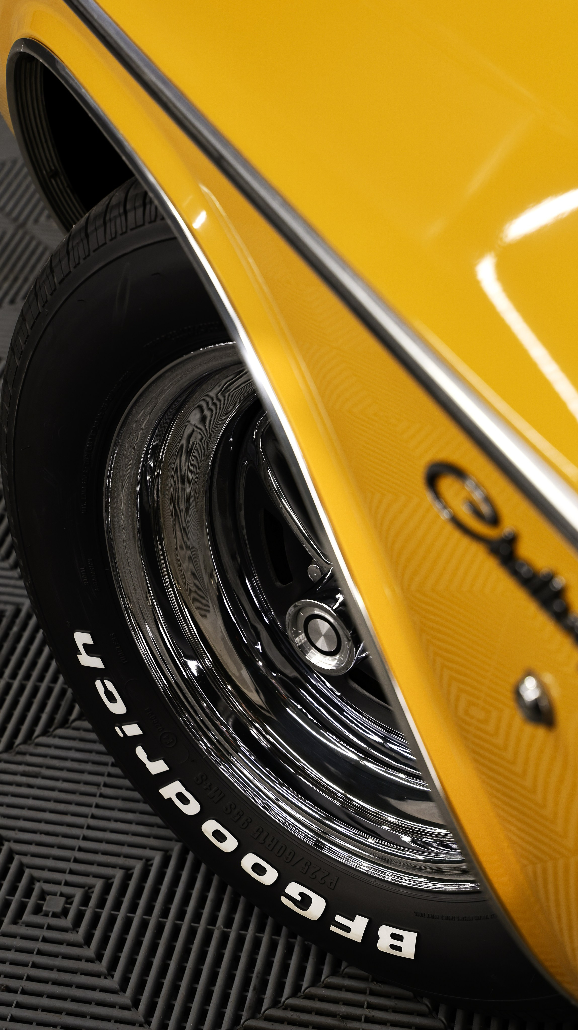 Dodge Challenger. NK