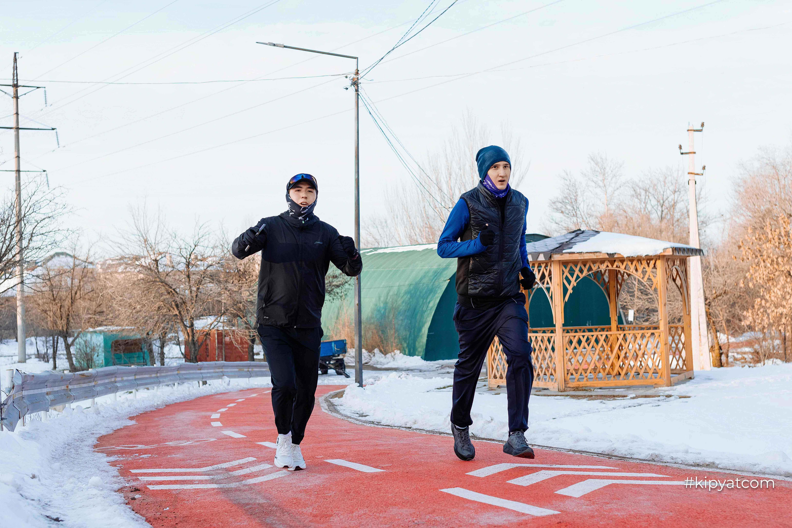 RUNHARD BY SPORTNATION