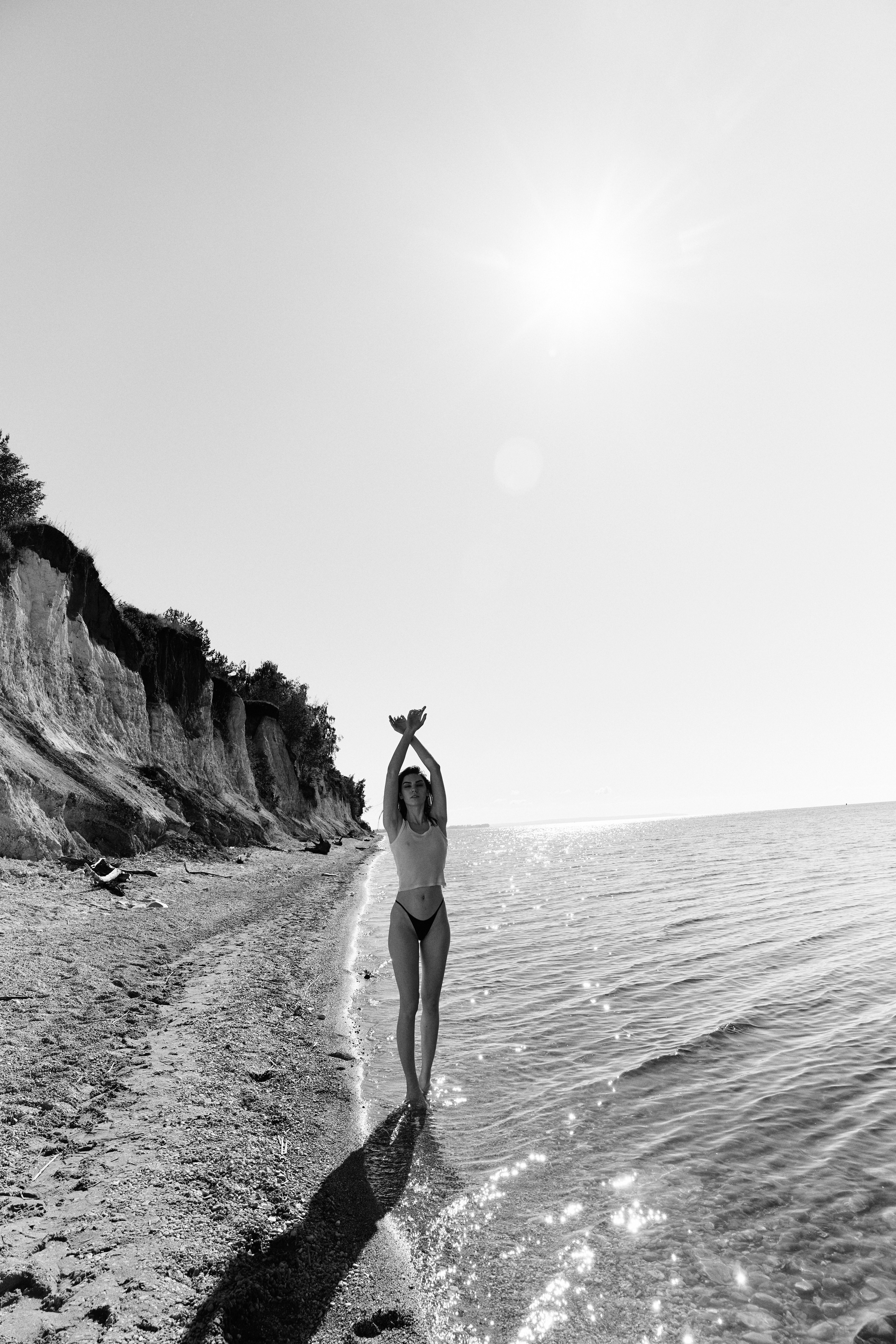 White rocks. Z H U R A V L E V