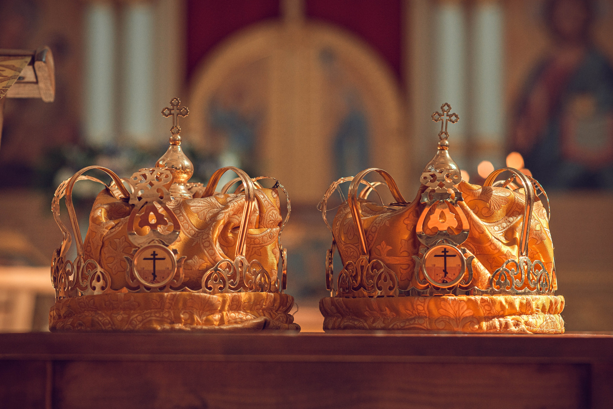 молодожены в сартове, пара в саратове ,съемка в храме, сьемка в храме москва, венчание в саратове, венчание москва , фоотосъемка венчание, фотограф на венчание в сартове, флотограф на венчание в москве