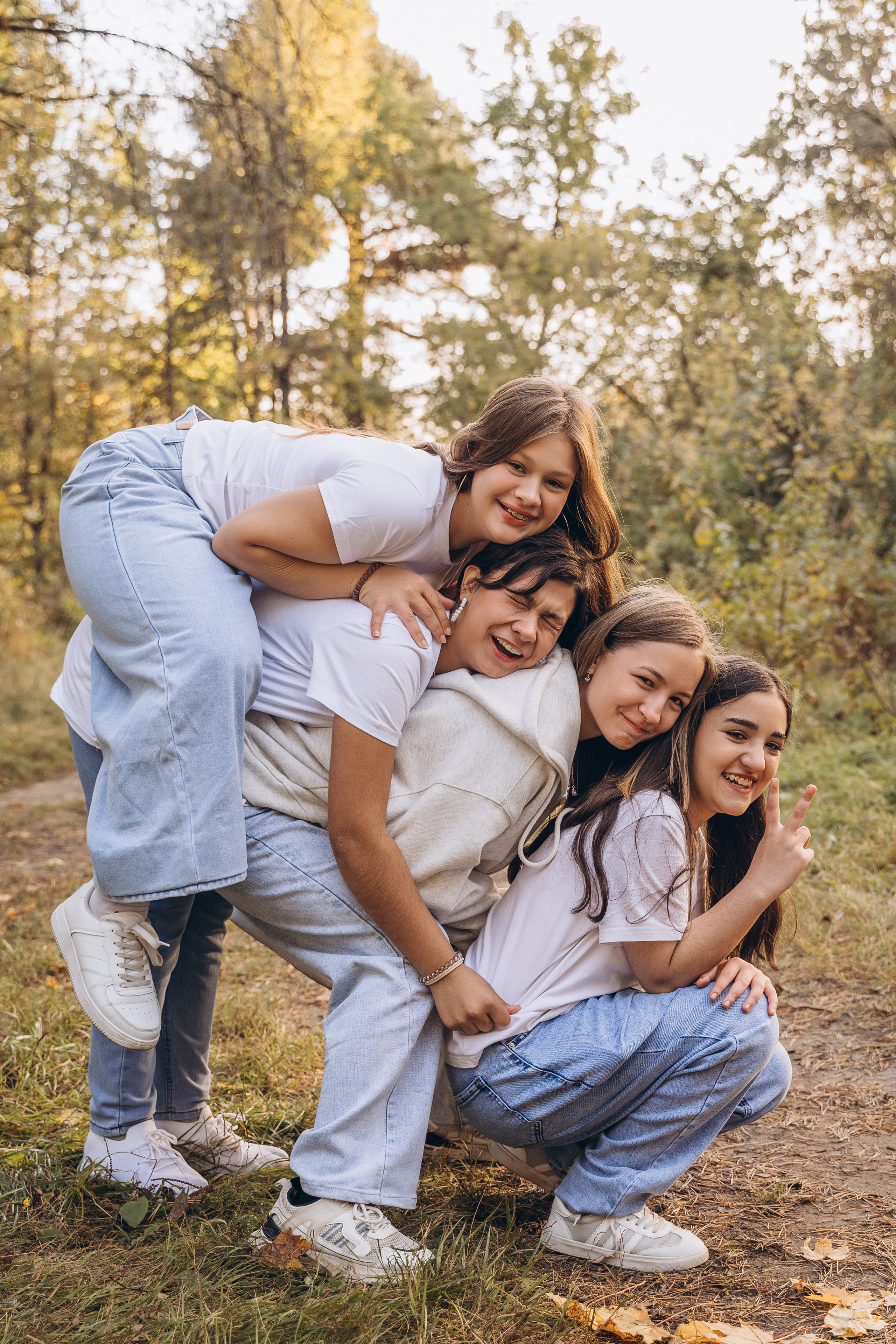ОСЕННЯЯ СЪЁМКА. 9 КЛАСС. МАРГАРИТА КУДРЯШОВА СВАДЕБНЫЙ И СЕМЕЙНЫЙ ФОТОГРАФ ТВЕРЬ МОСКВА