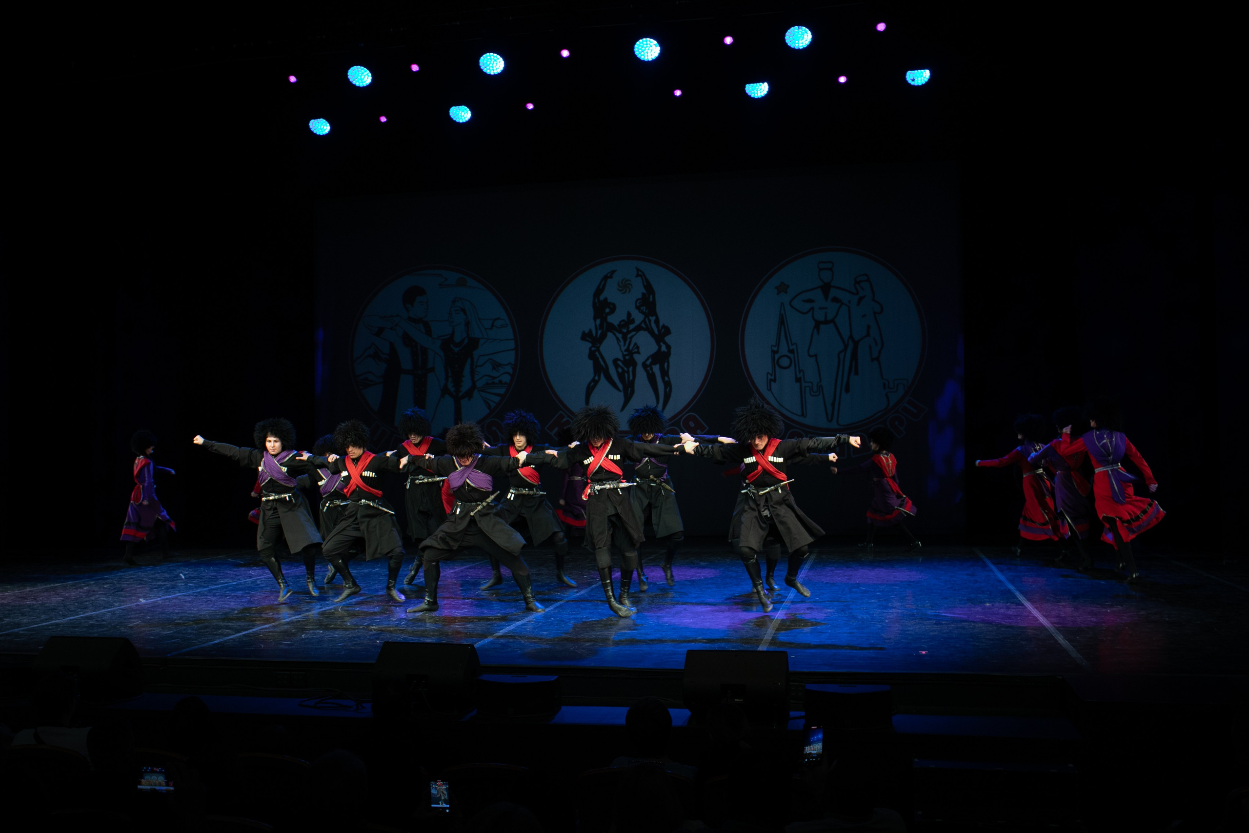 Концерт, грузинские танцы. Art photographer Nino