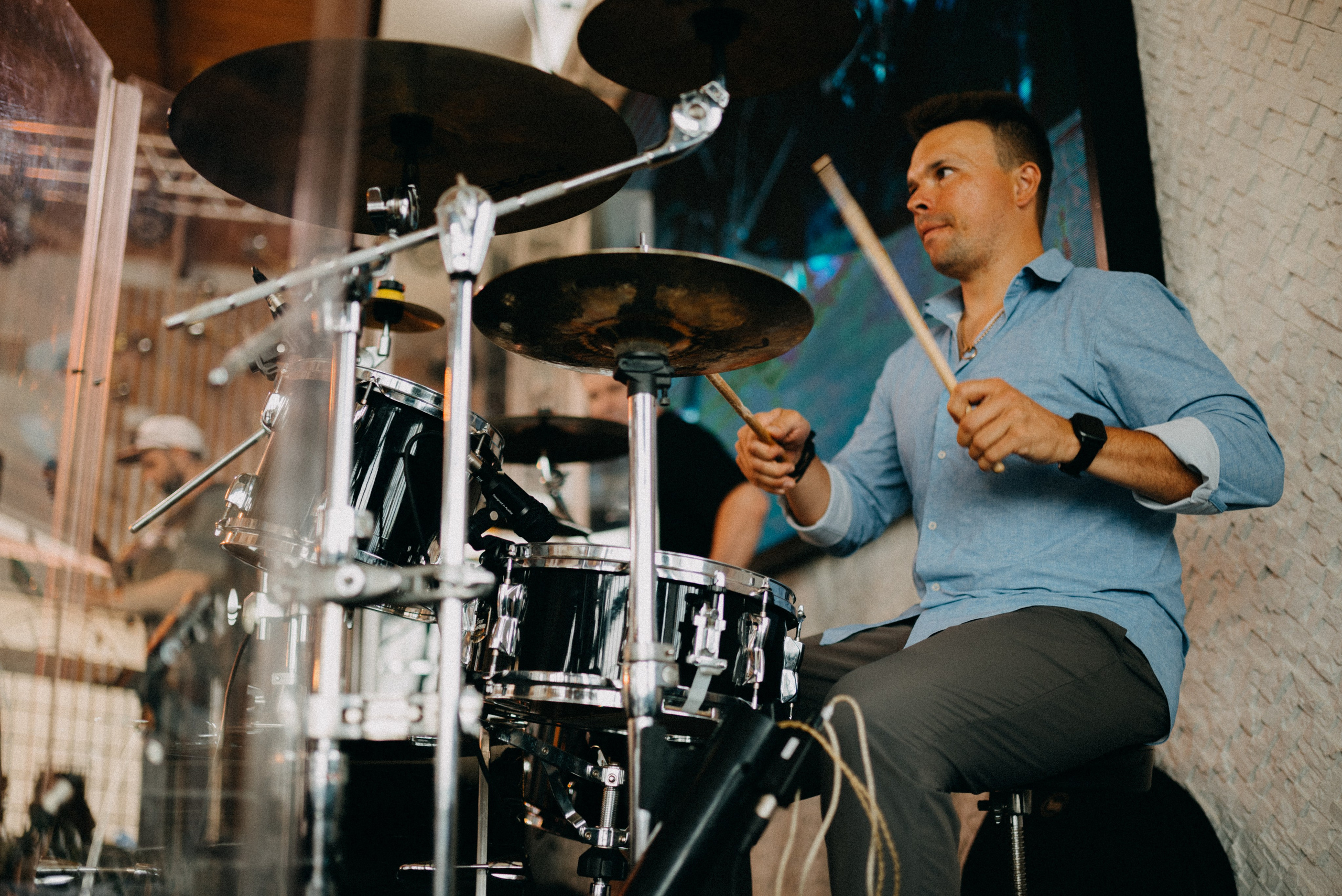 Кавер группа «Friends» soundcheck| ресторан «ШатоПино». Фотограф Санкт-Петербург, Новороссийск