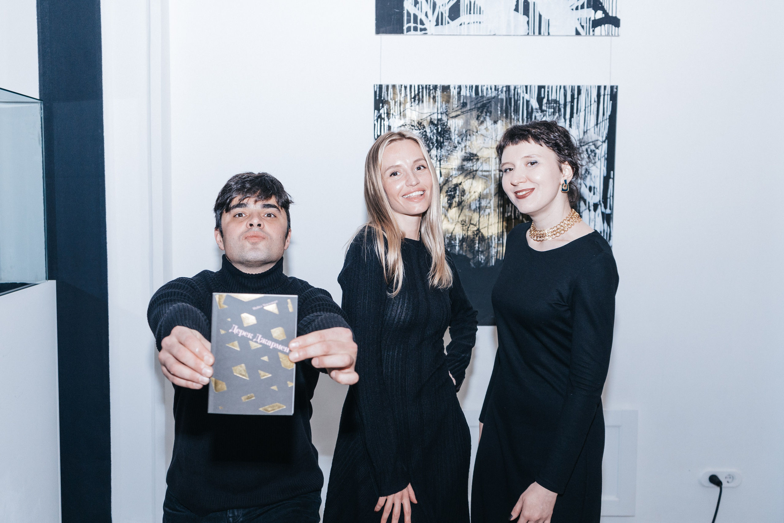 Выставка Юрия Литарова. Всё рождается. Всё продолжается. Портретный фотограф Нижний Новгород