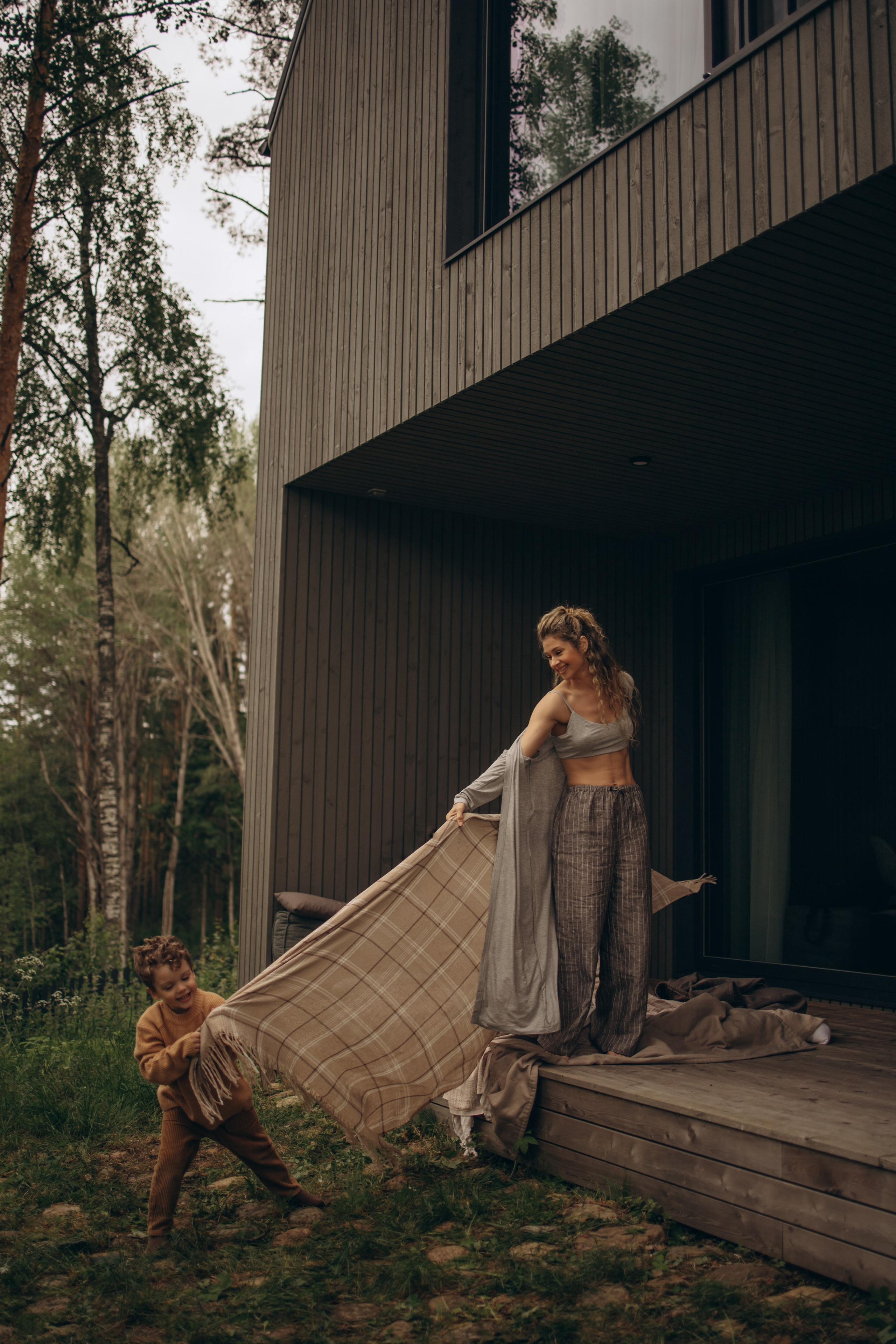 В домике. Семейный фотограф Екатерина Еремеева