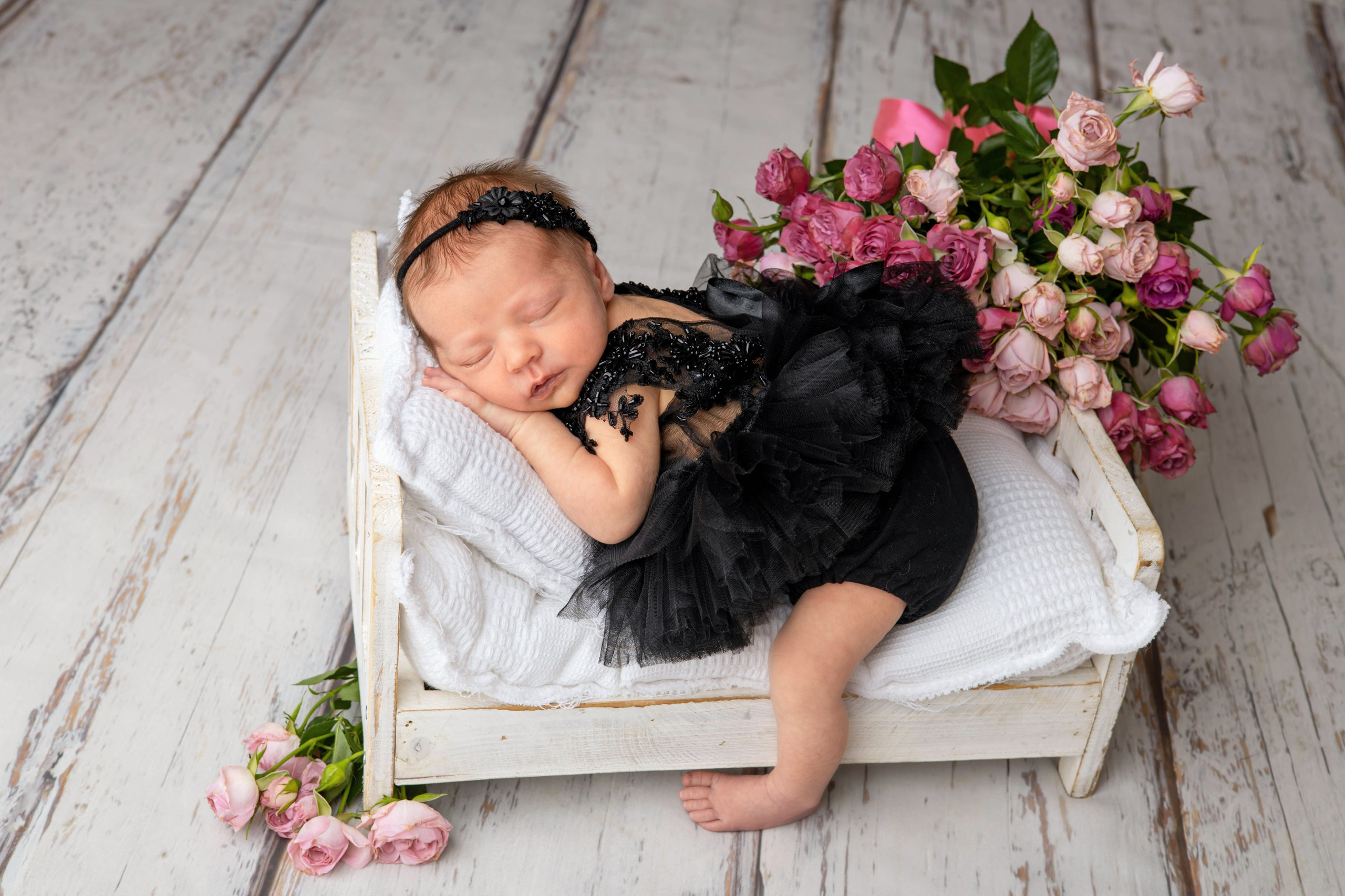 Фотограф новорожденных в г. Россошь Виктория Нечепуренко