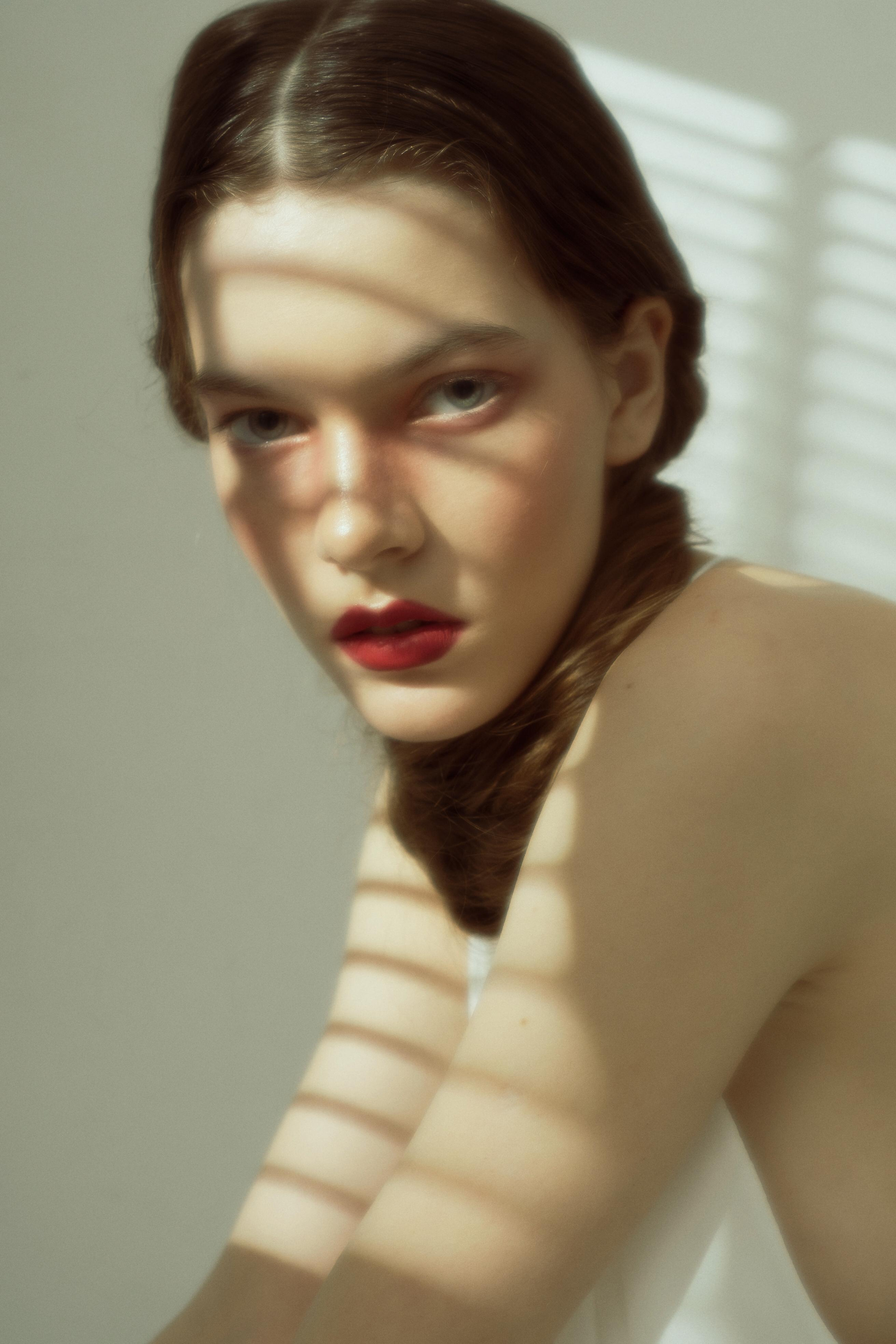 Sophia S. Modeling agency TM MODELS