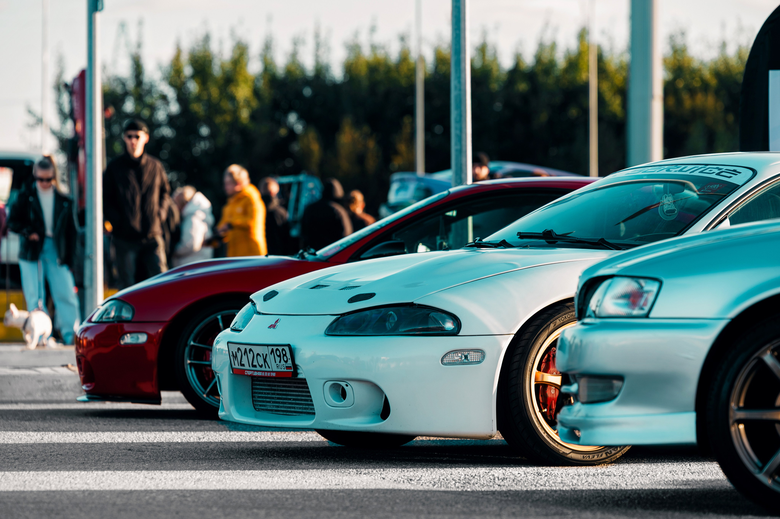 Фотографии закрытия сезона 2025 VibeSide — дрифт и автошоу у МЕГА Дыбенко, Санкт-Петербург