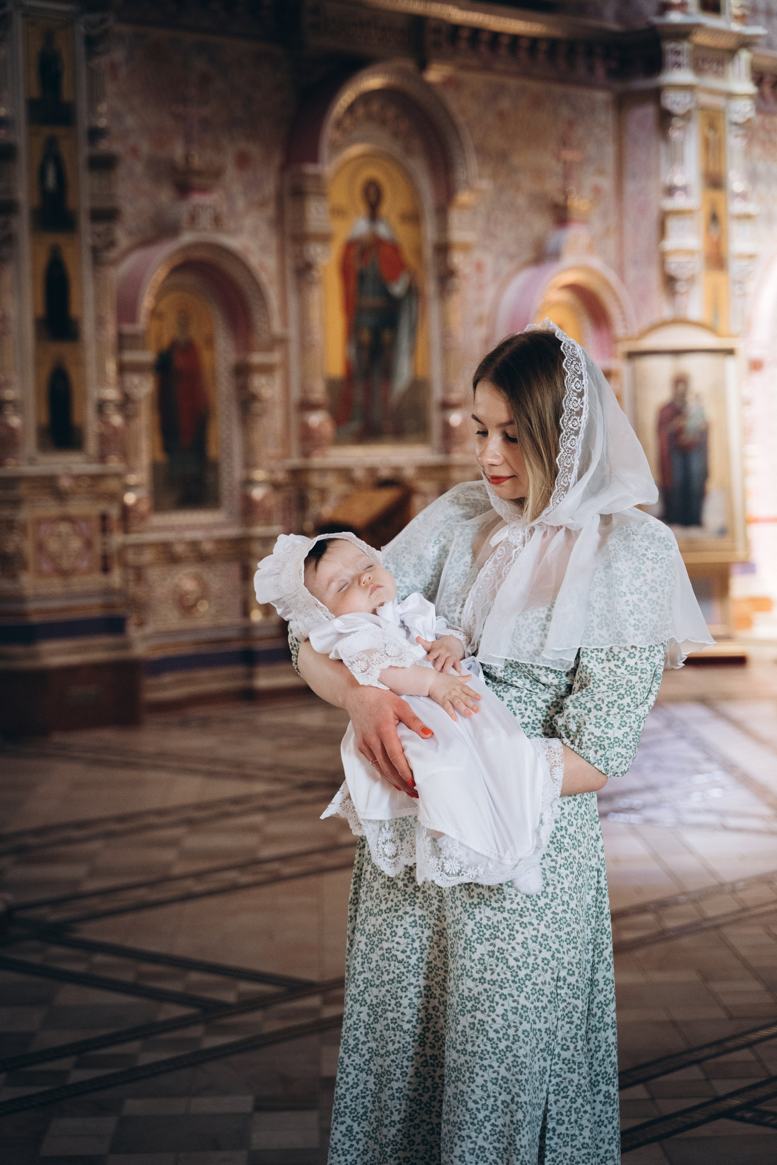 Крещение Варюши (Храм Святой Живоначальной Троицы). Семейный фотограф в Минске Дарья Дреко