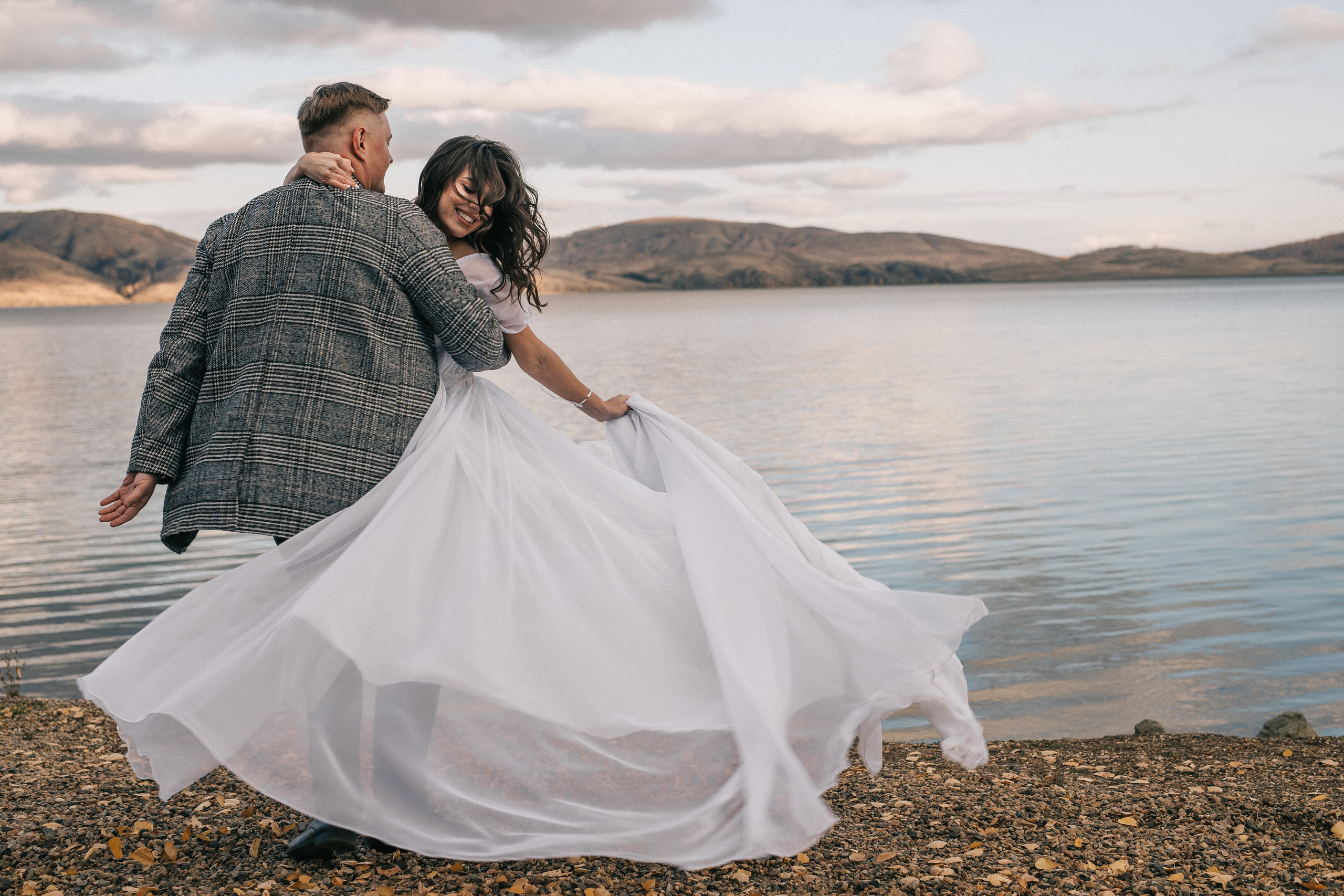 Сборы Жени и Лизы в отеле SUNRISE. Свадебный фотограф Виктория Чуйко Магнитогорск. Визуал для бизнеса