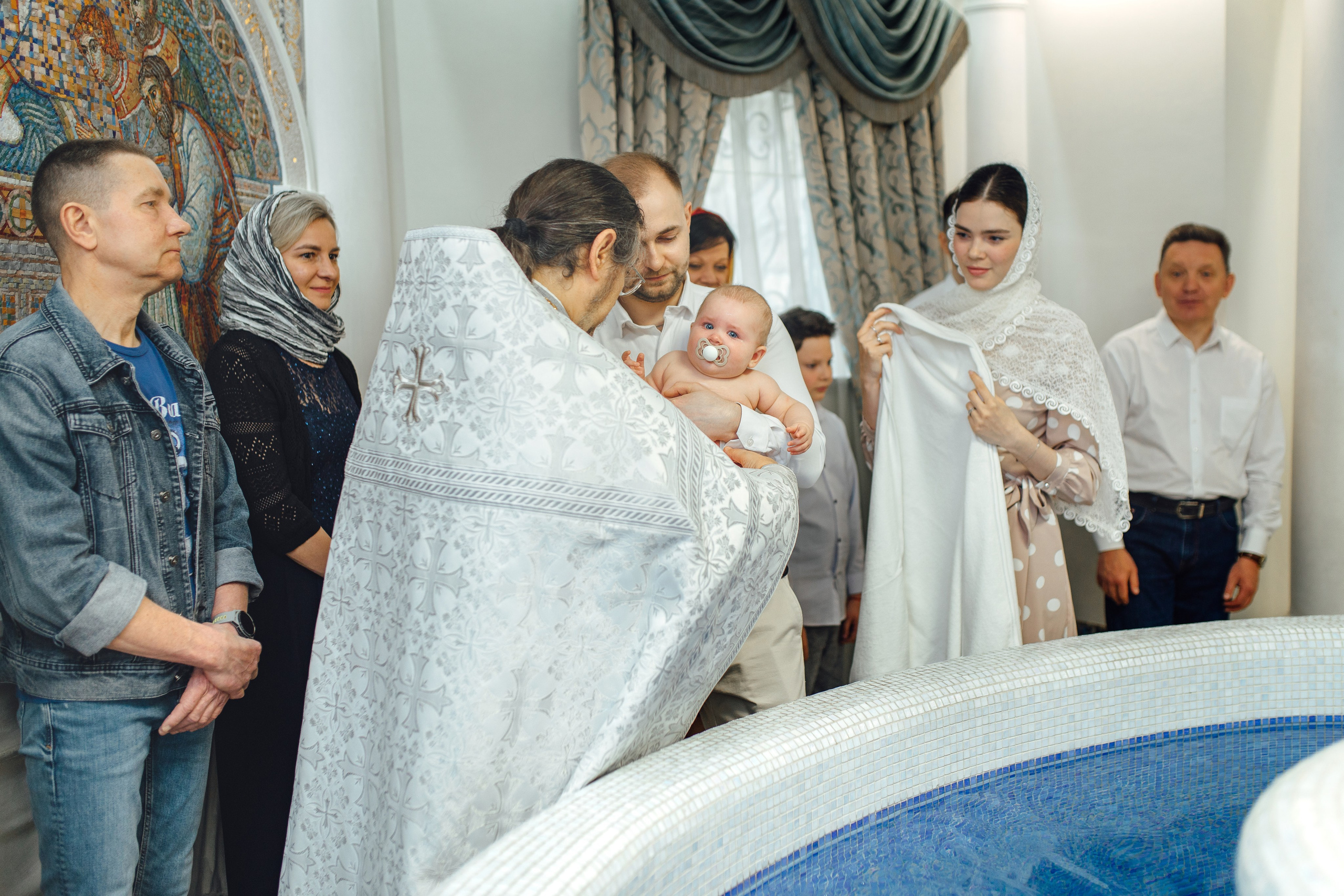 Таинство крещения Софии, апрель 2024