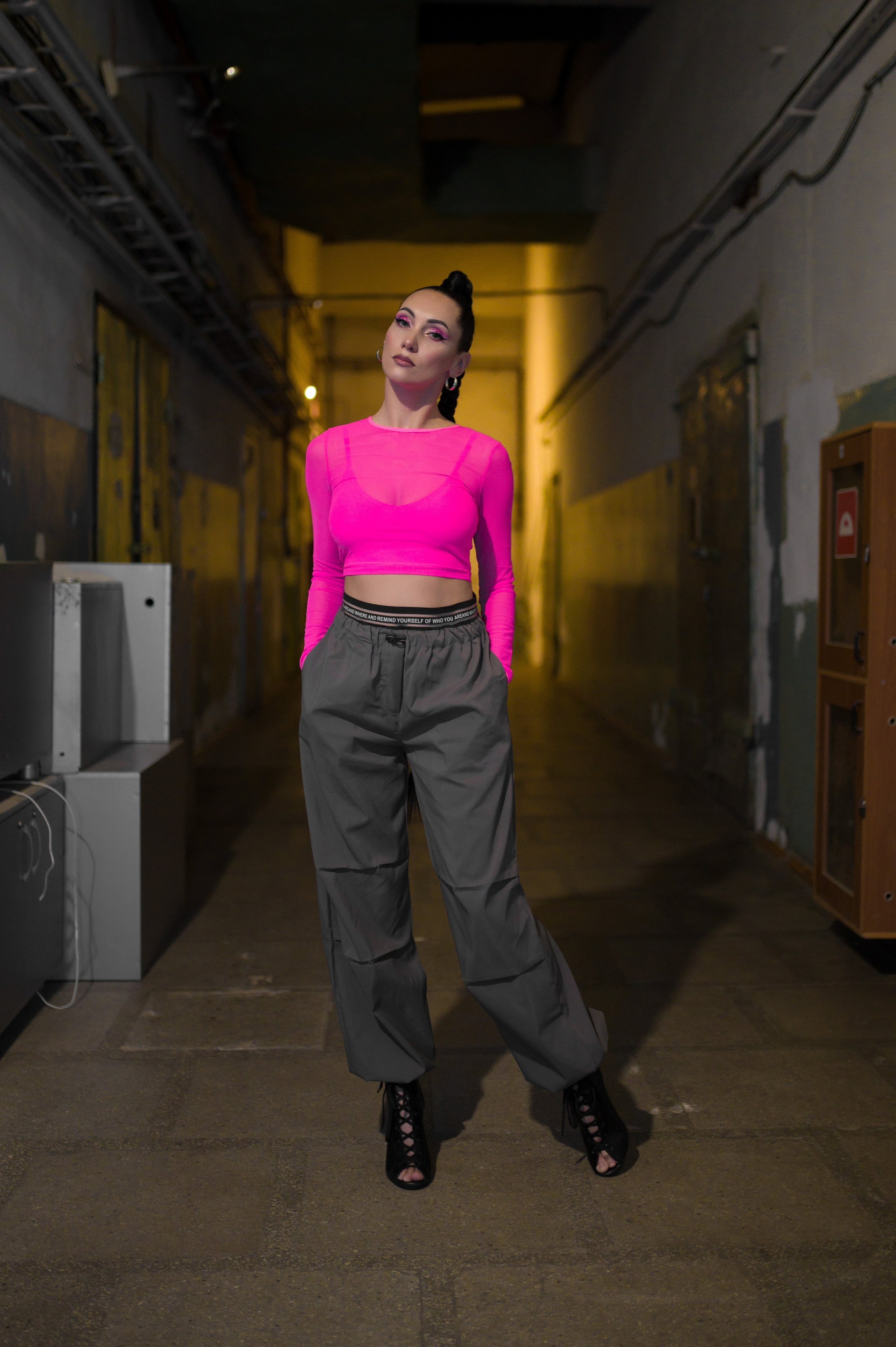 Юлия Суставова, тренер студии растяжки. Фотограф Зырянова Яна, Снежинск, Екатеринбург, Челябинск