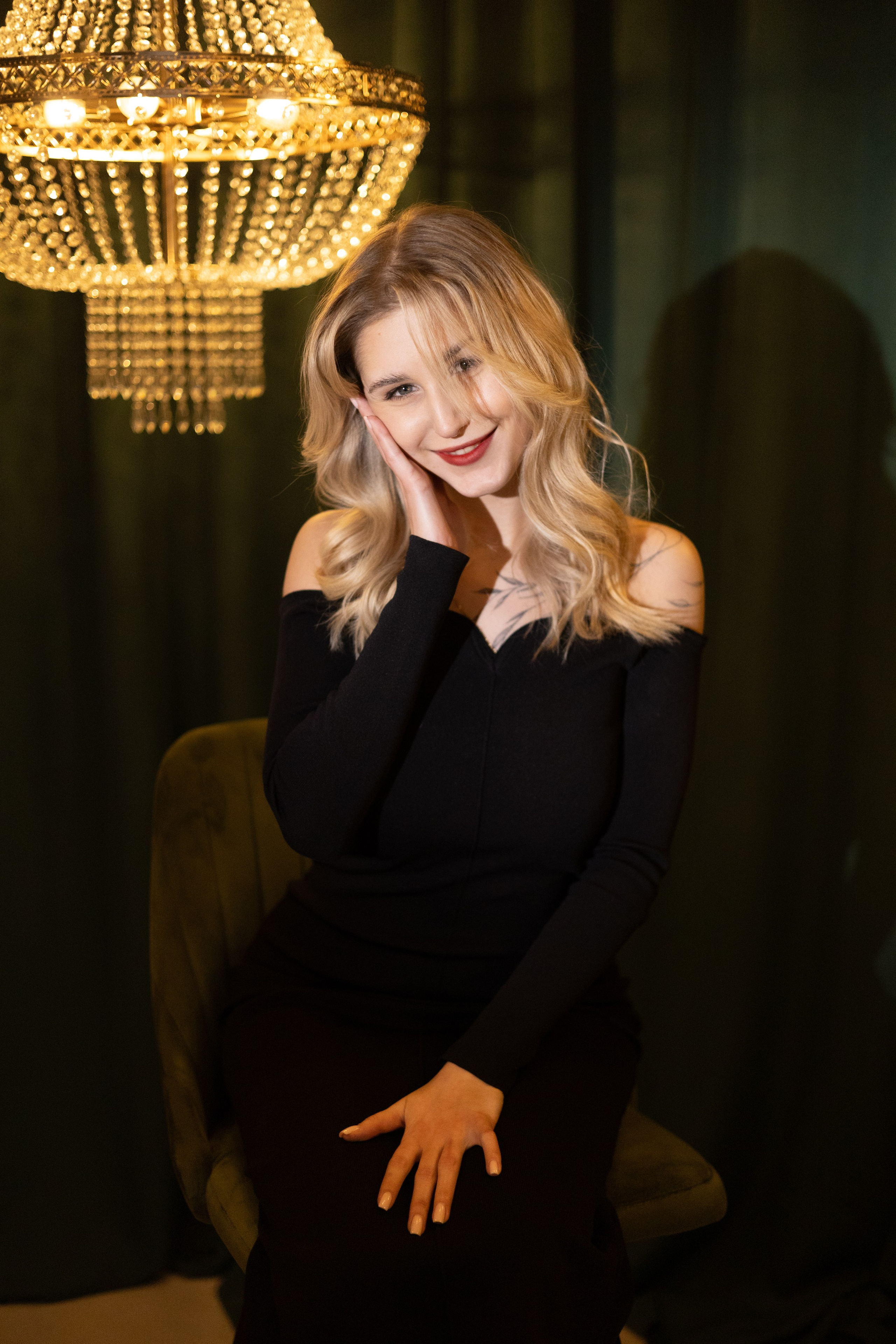 ЖЕНСКИЕ ПОРТРЕТЫ СТУДИЯ 2026. Фотограф Красноярск съемки лавстори, фотосессия в студии, портретная съемка, творческие фотосессии