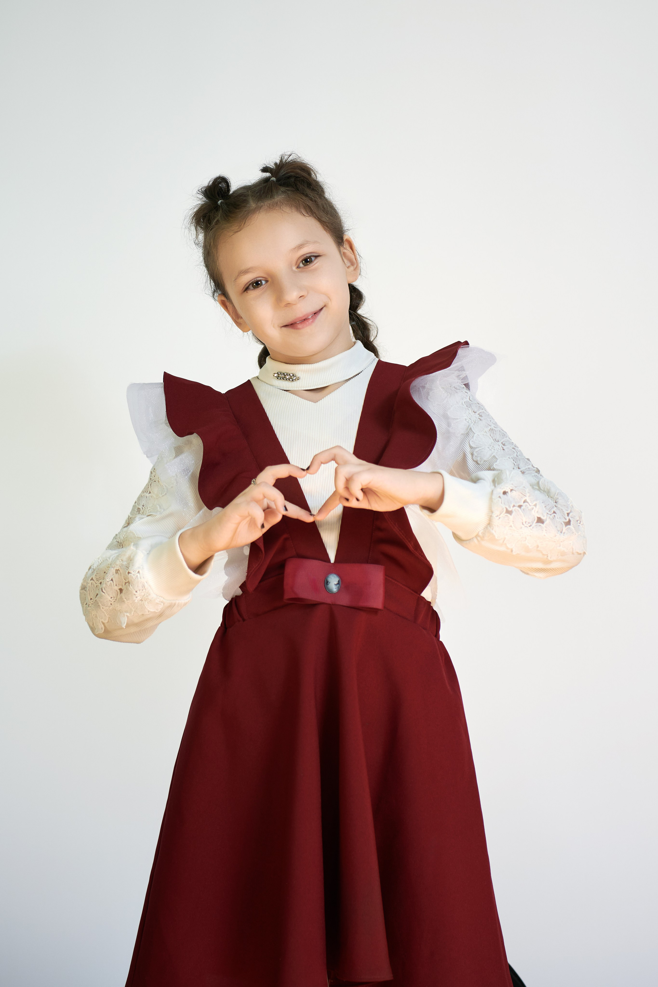 Выпускные альбомы. 4-й класс. Ольга Чёкотова (Фотограф Кострома)