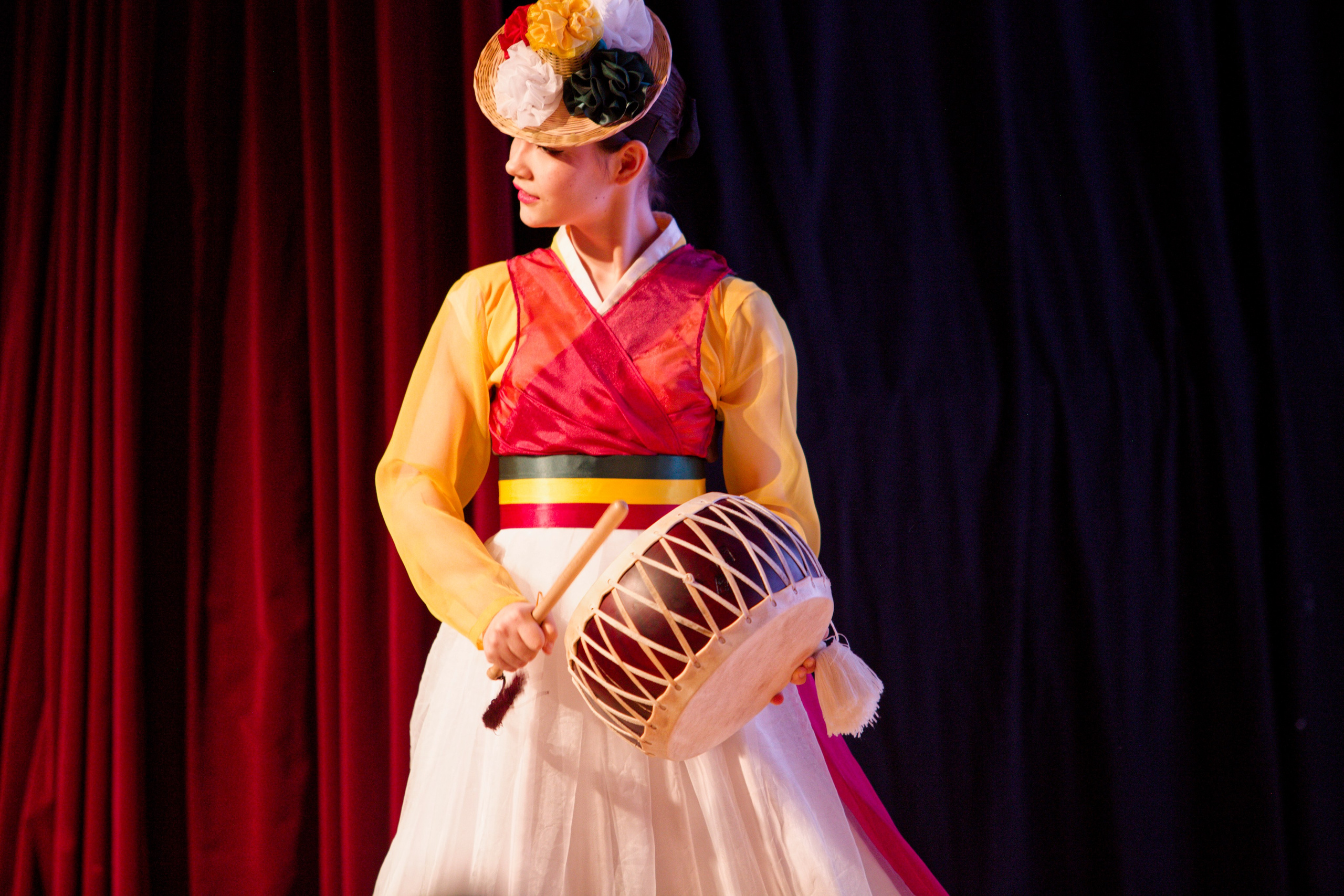 Новый Год по лунному календарю. Кутузов Евгений Фотограф в Южно-Сахалинске