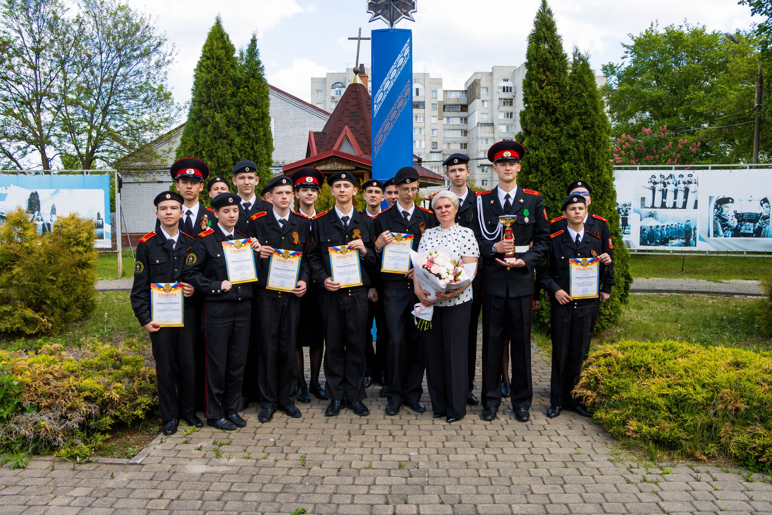 Последний звонок 2025 взвод 8"б». Фотограф Татьяна Матрос