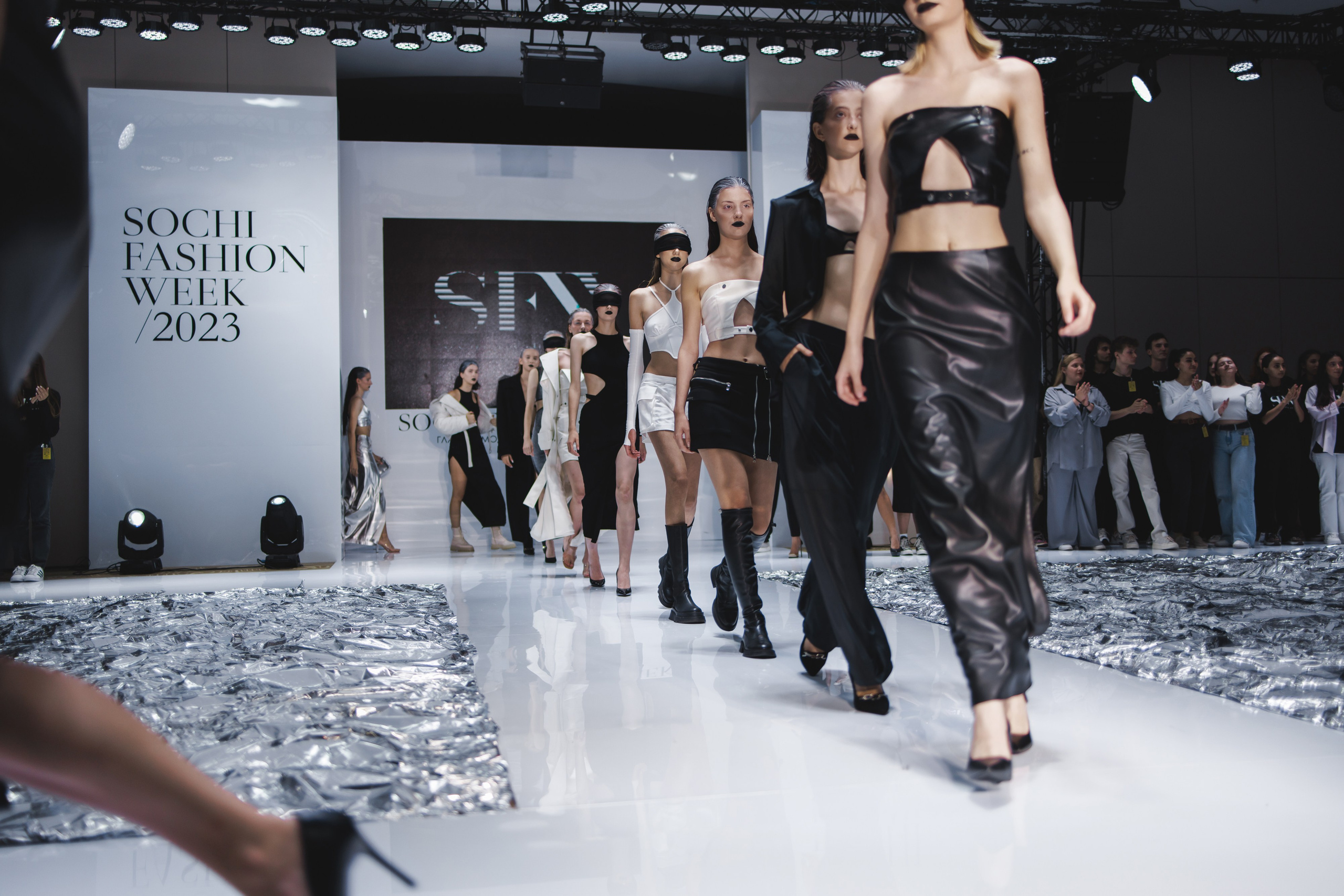 Catwalk. ProVizArt