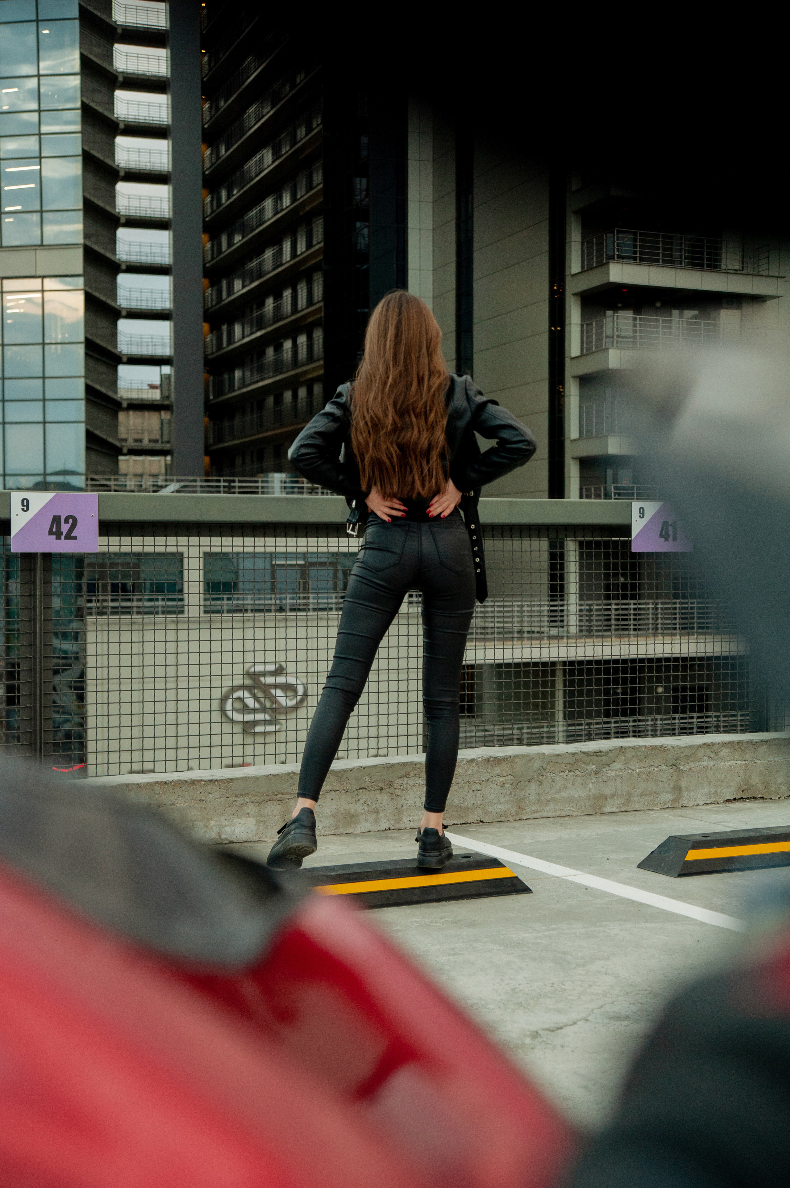 Alena in the parking. Фотограф в Красноярске